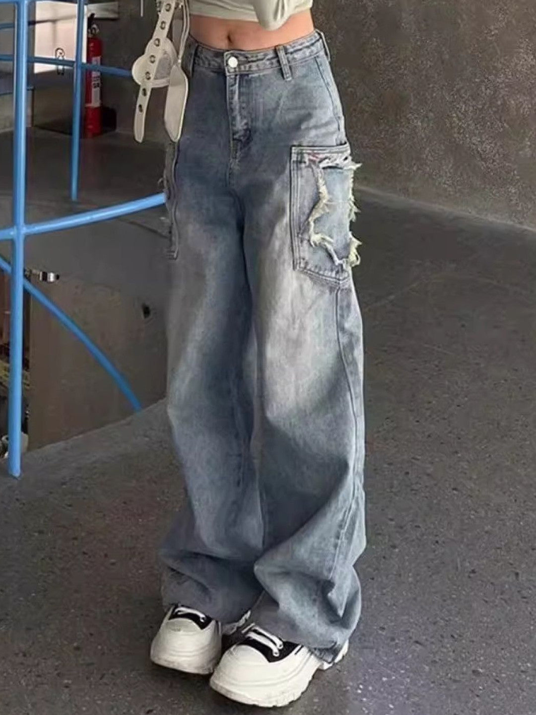 Blue Relaxed Fit Solid Cotton Trouser