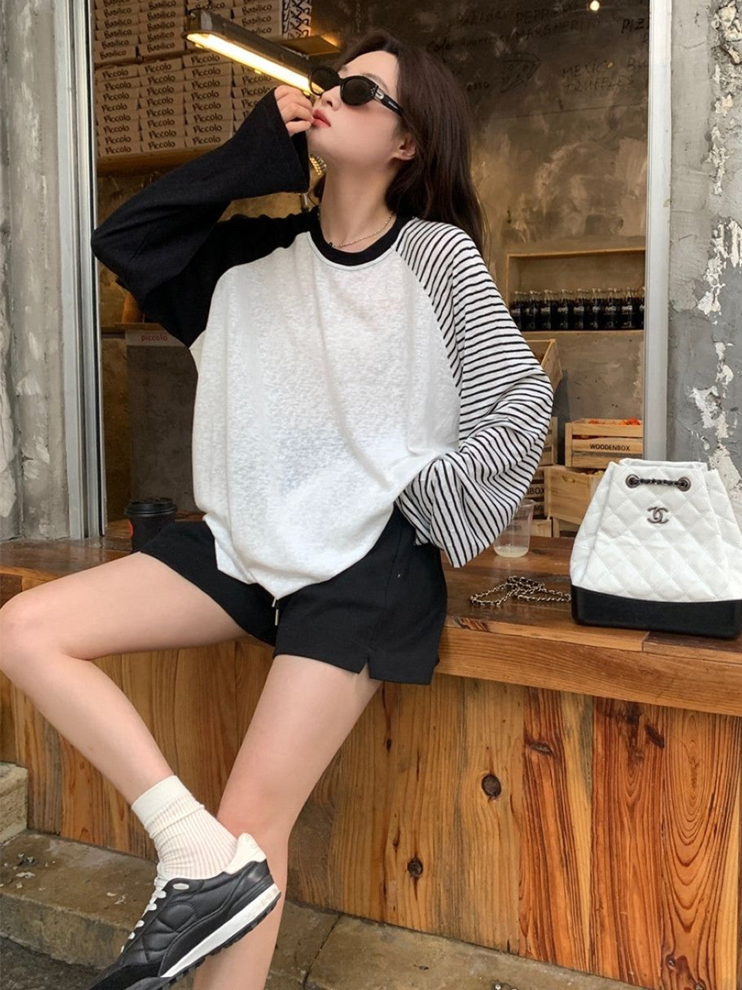 Black Round Neck Long Sleeves Colourblocked Polyester Top