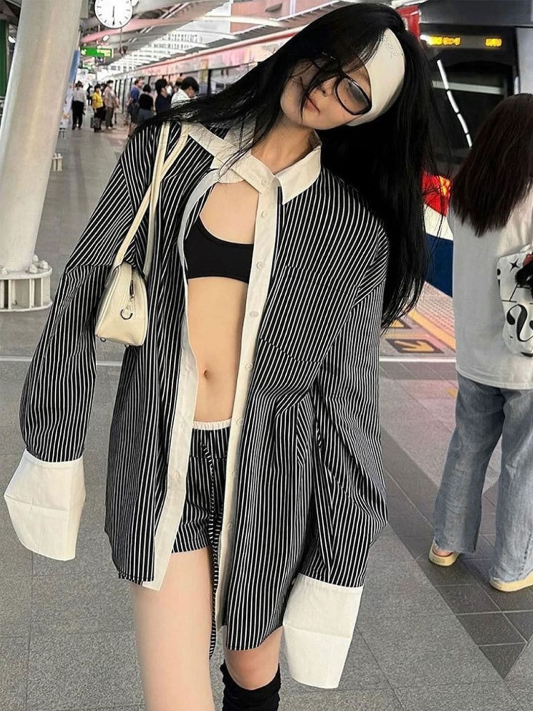 Grey Spread Collar Long Sleeves Striped Polyester NA