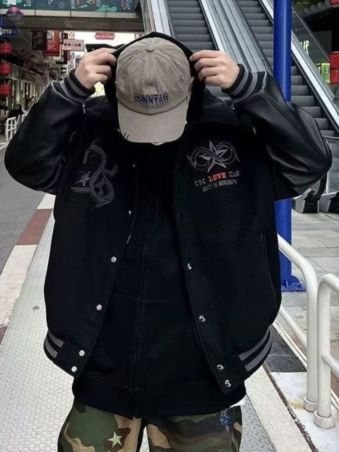 Black Hooded Long Sleeves Printed Polyester Open Front Jacket