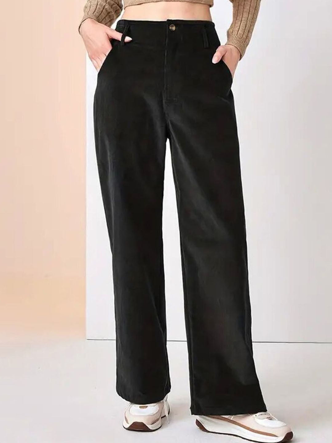 Black Relaxed Fit Solid Polyester Trouser