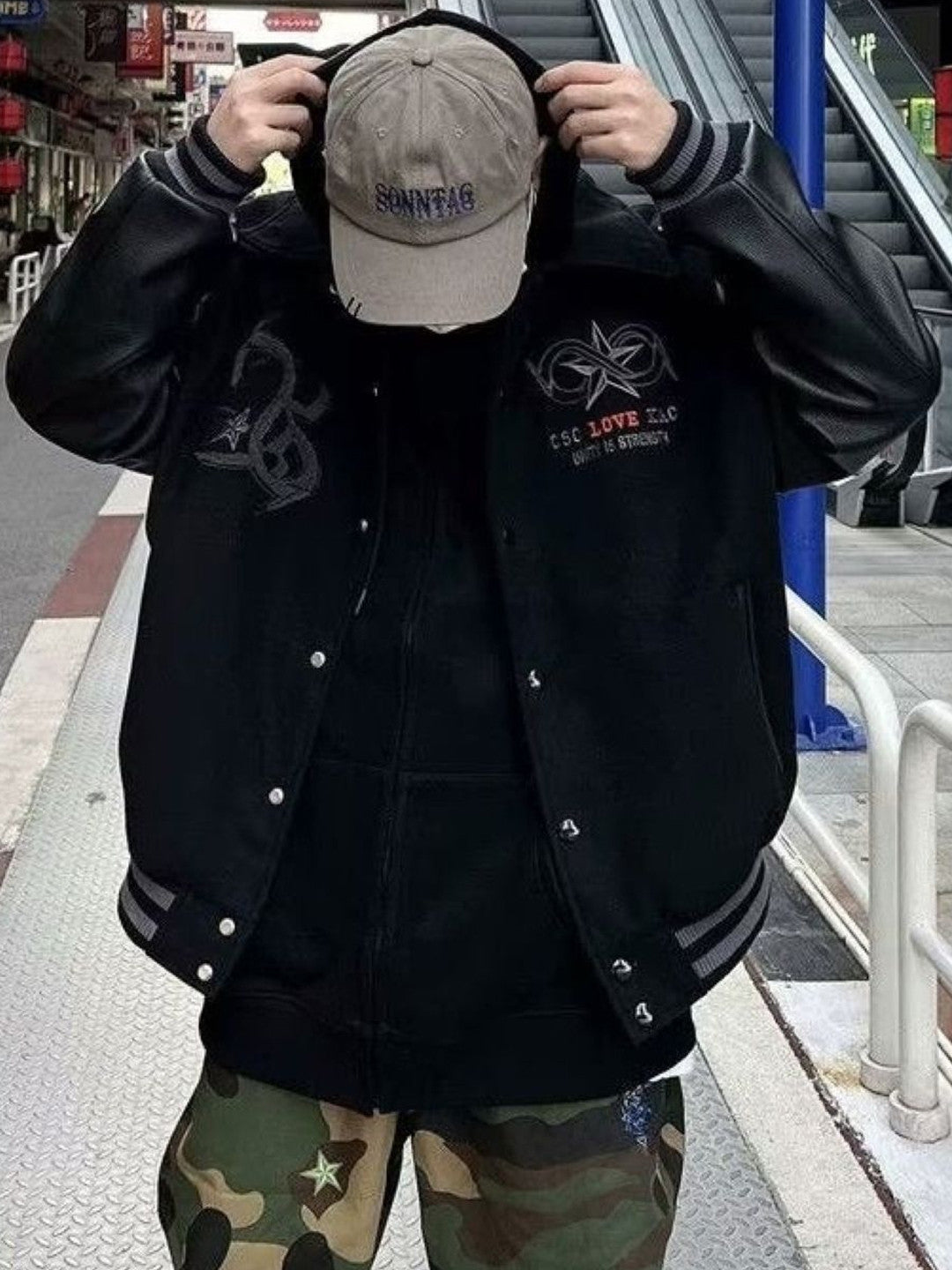 Black Hooded Long Sleeves Printed Polyester Open Front Jacket