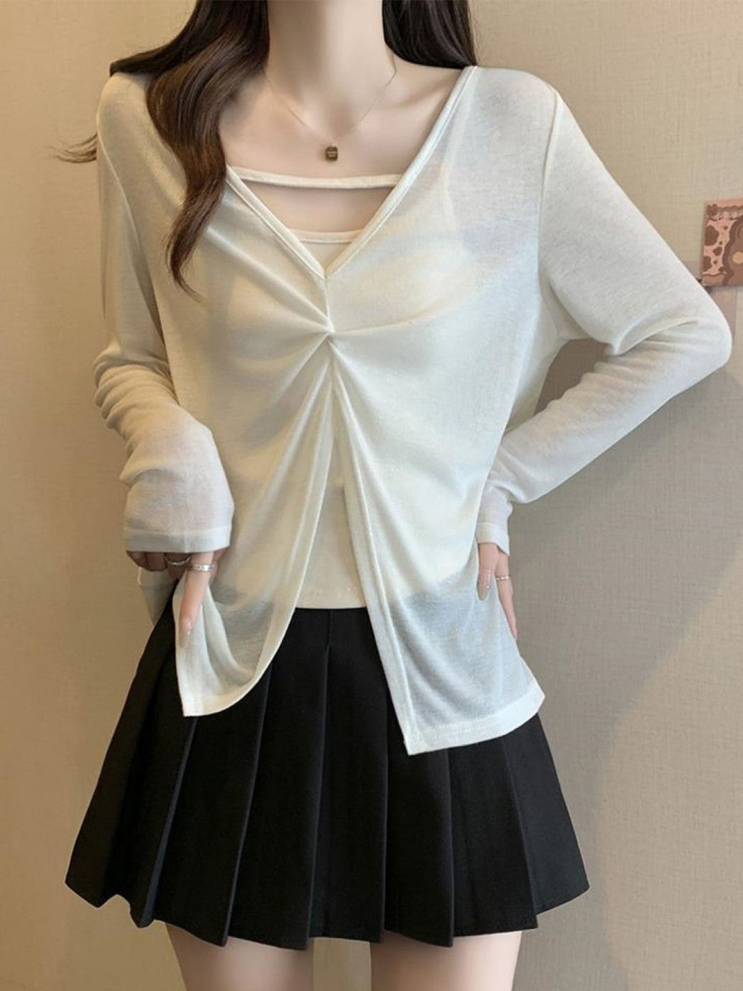 White V-Neck Long Sleeves Solid Polyester Top
