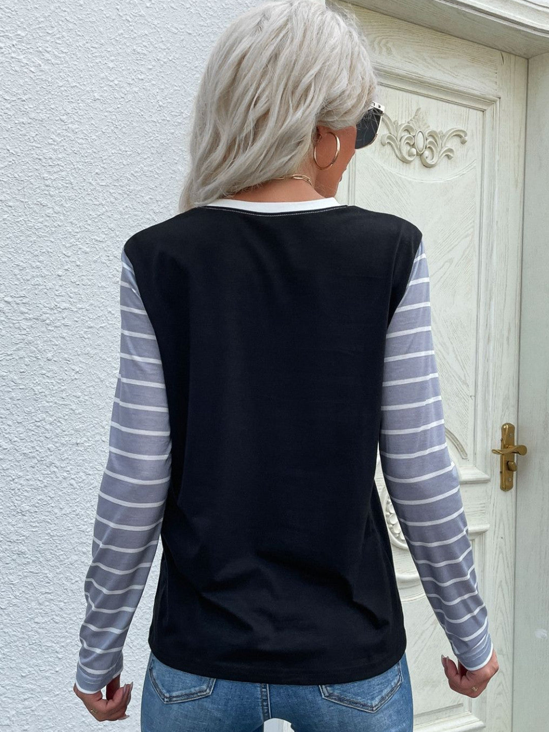 Black Round Neck Horizontal Stripes Long Sleeves Opaque Polyester Top