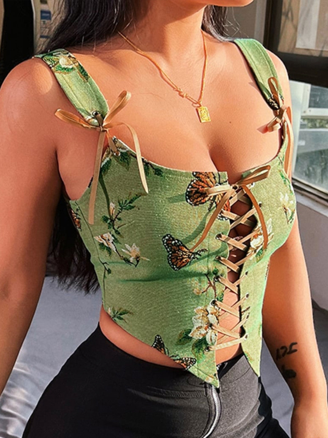 Green Square Neck Printed Sleeveless Polyester Crop Top