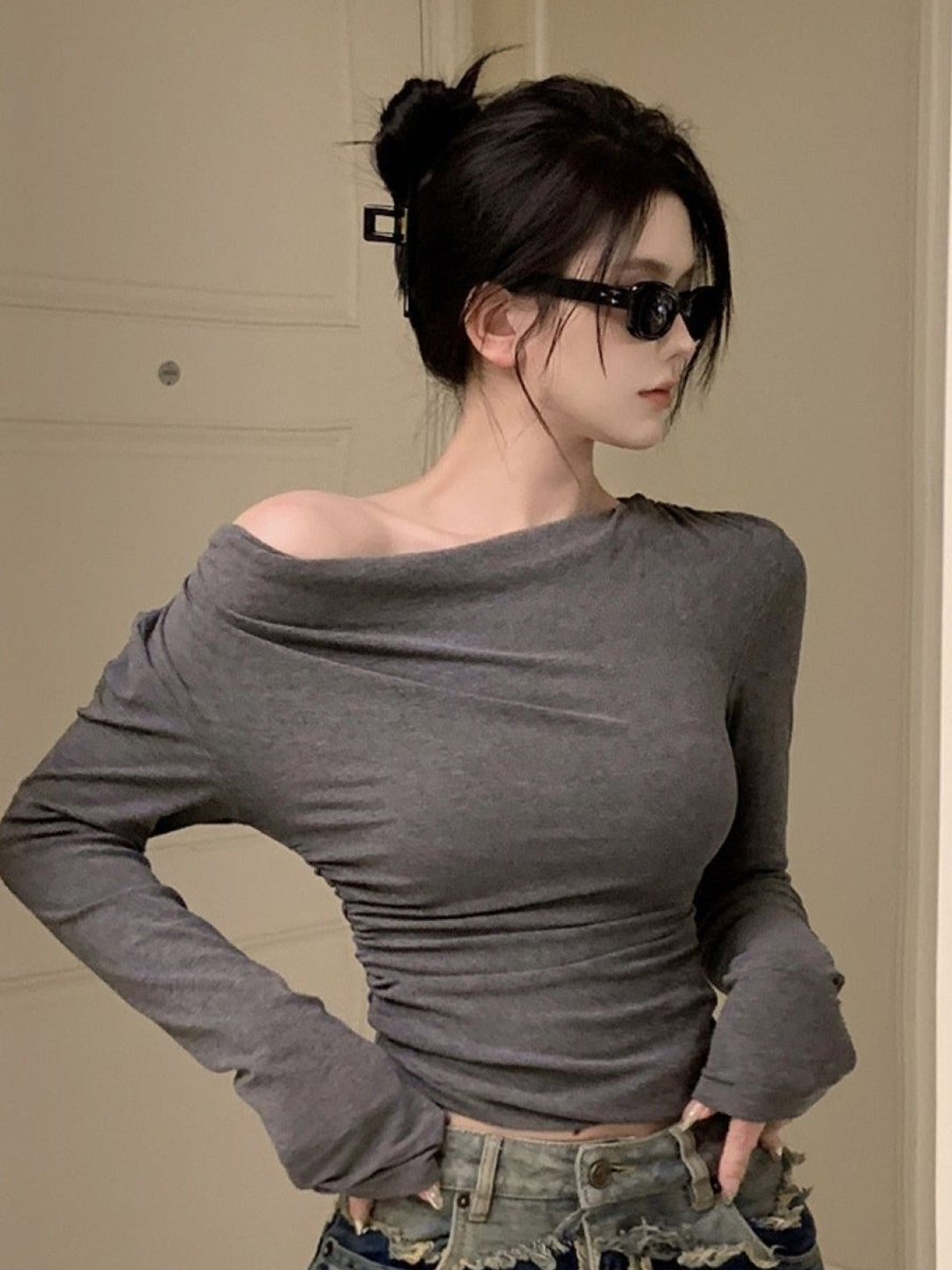 Grey Off-Shoulder Long Sleeves Solid Viscose Rayon Top