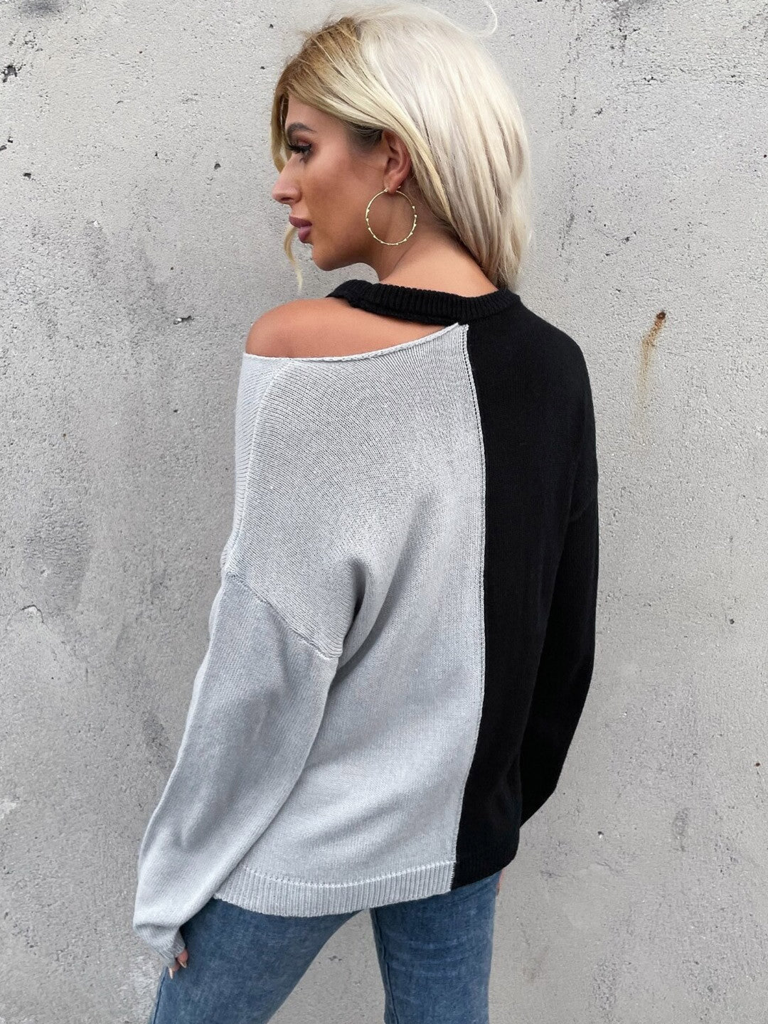Black Round Neck Colorblocked Long Sleeves Polyester Top