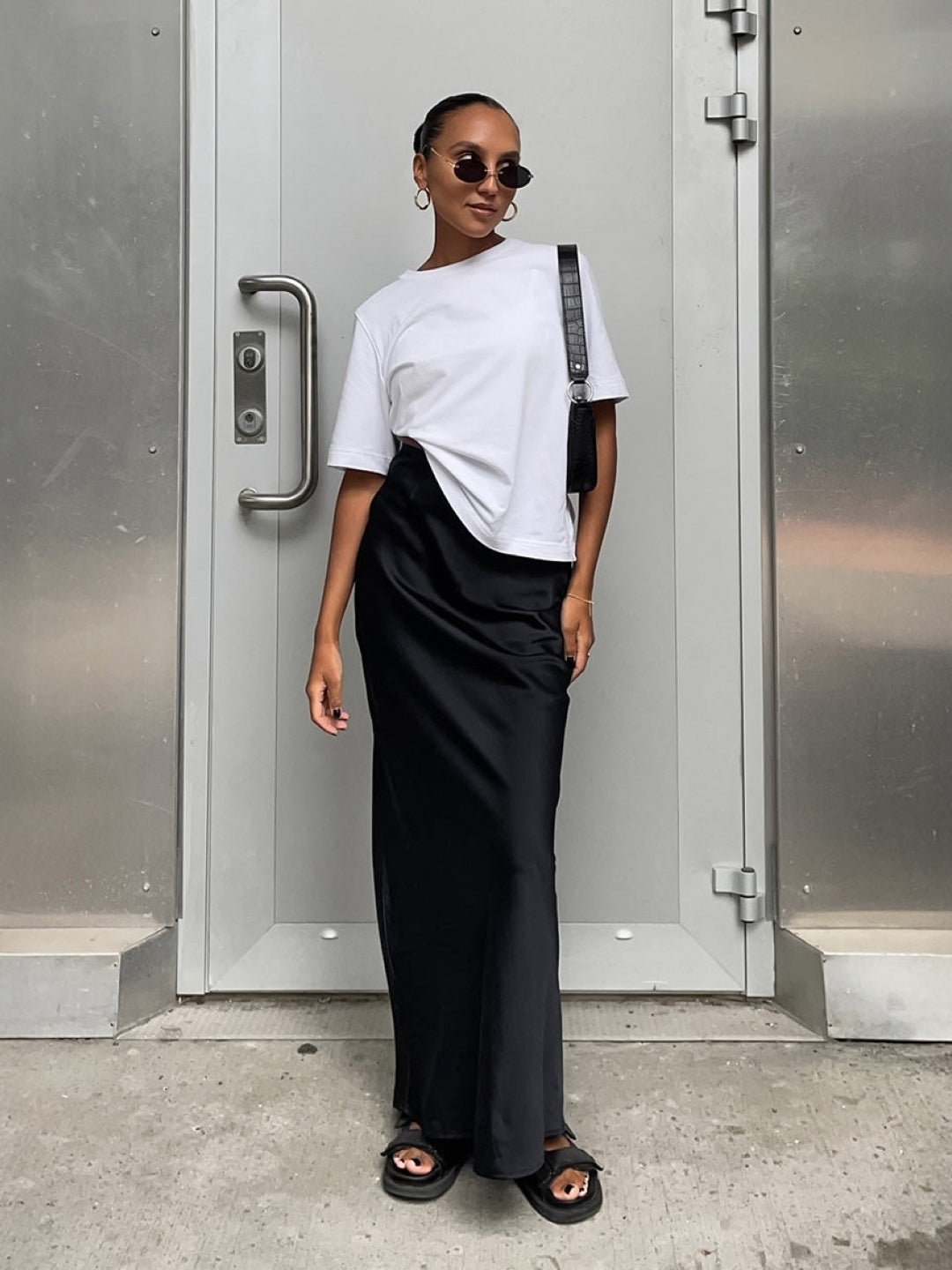 Black Solid Straight Polyester Skirt