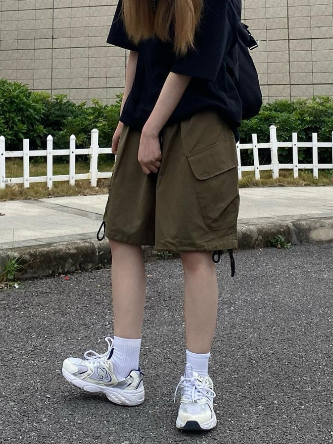 Green Solid Regular Fit Knee Length Polyester Shorts