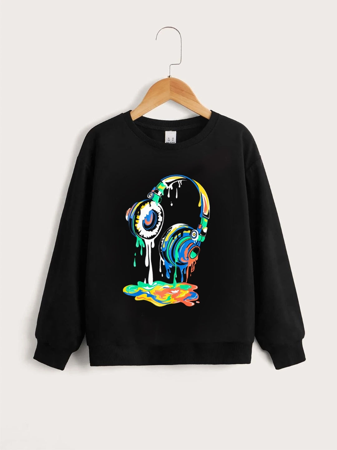 Black Round Neck Graphics Printed Long Sleeves Polyester Sweatshirt