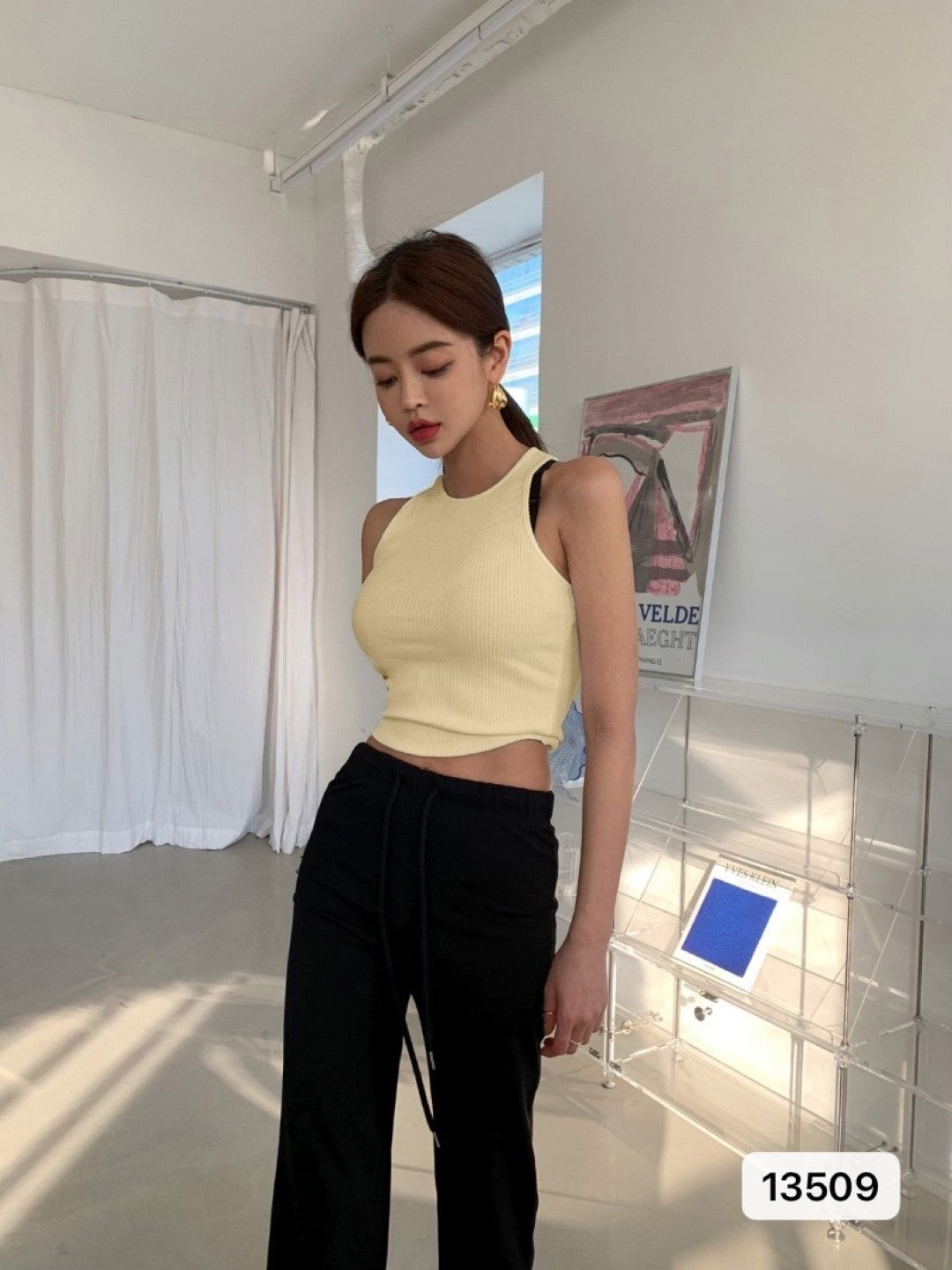 Cream Round Neck Sleeveless Solid Top