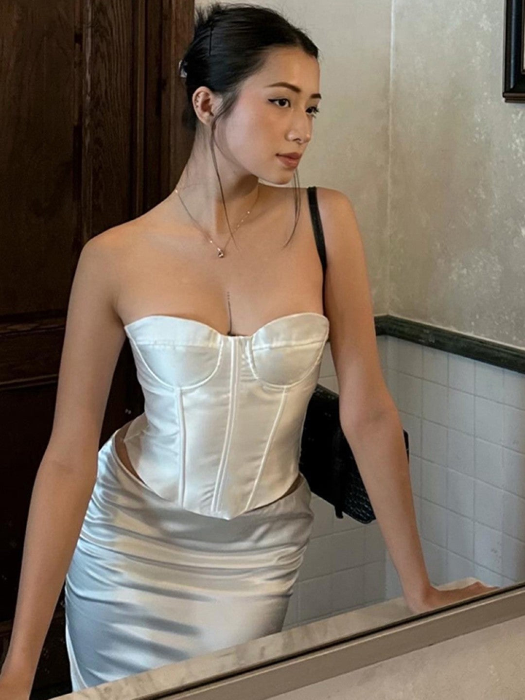 White Off-Shoulder Sleeveless Polyester Tube Top