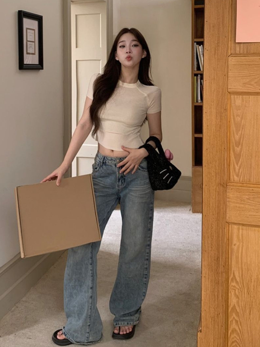 White Round Neck Short Sleeves Solid Polyester Top