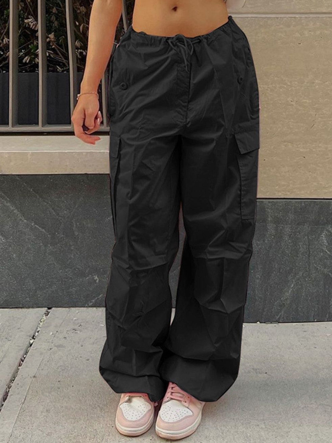 Black Solid Loose Fit Polyester Trouser