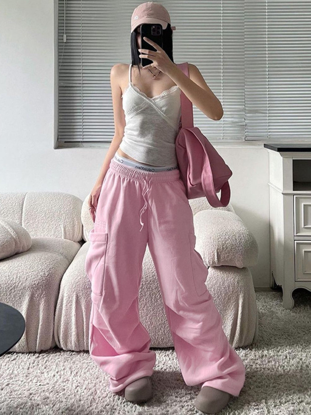 Pink Solid Regular Fit Polyester Trouser