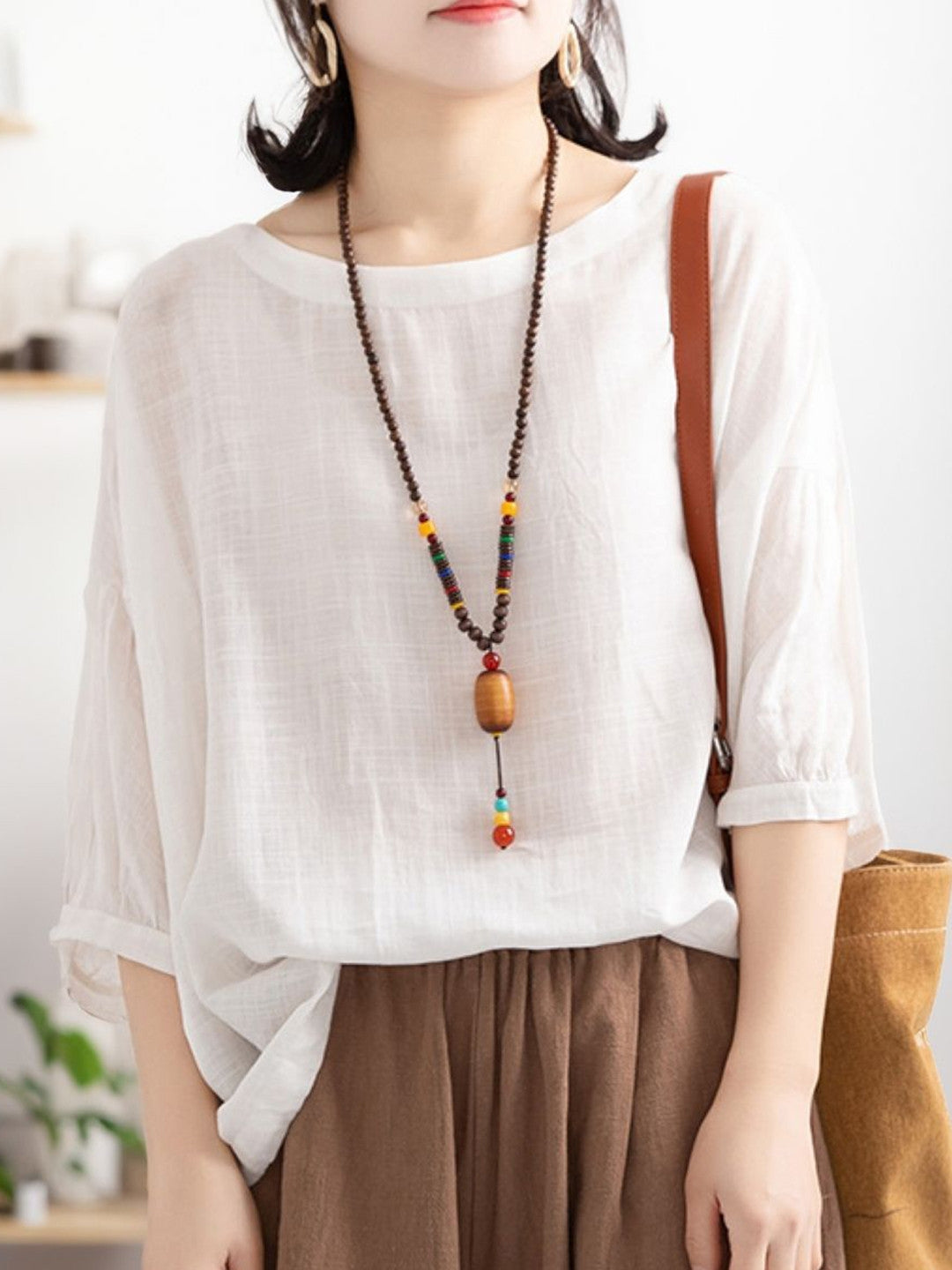 White Boat Neck Short Sleeves Solid Polyester Tops