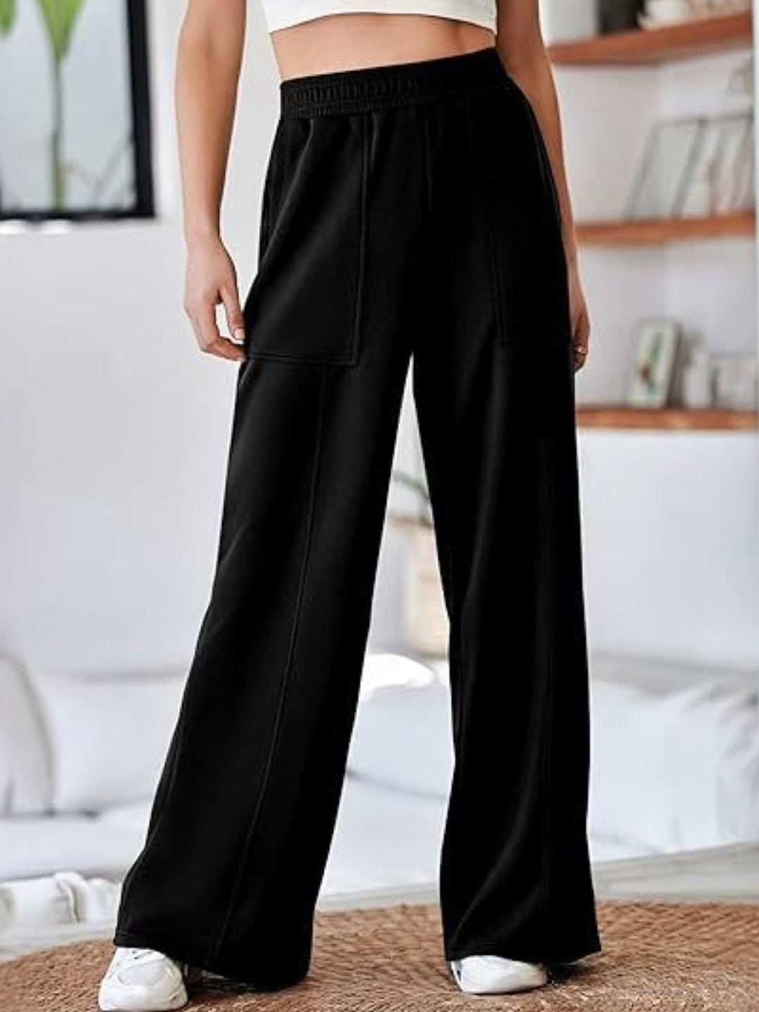 Black Relaxed Fit Solid Polyester Trouser