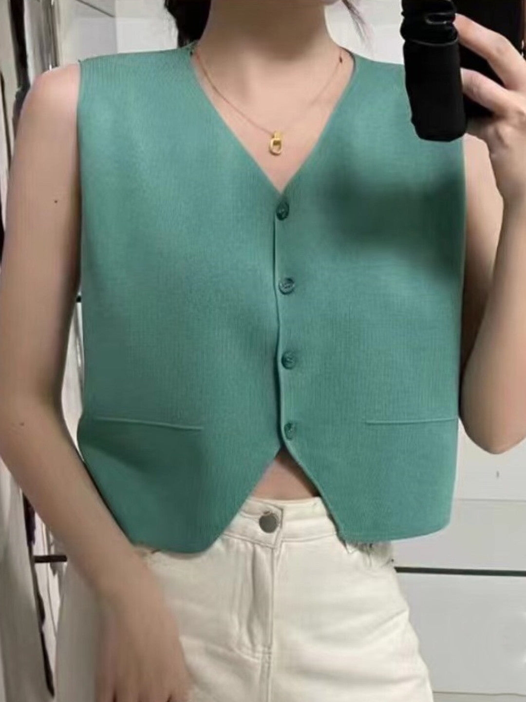 Green Acrylic V-Neck Sleeveless Solid Top