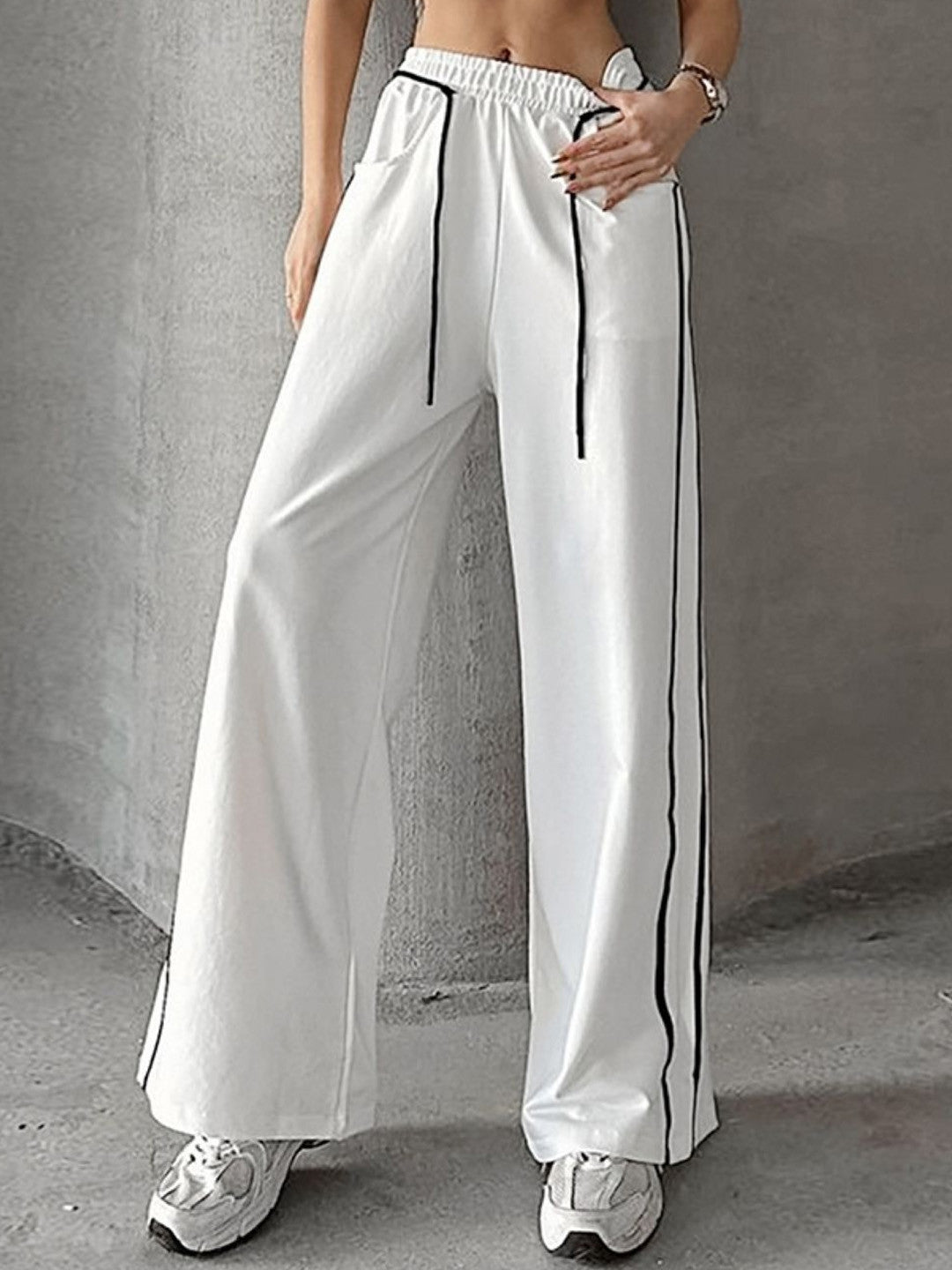 White Relaxed Fit Striped Polyester Trouser