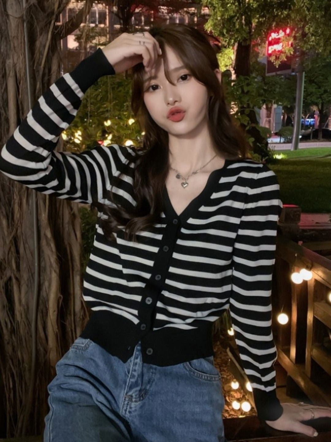 Black V-Neck Long Sleeves Horizontal Stripes Silk Top