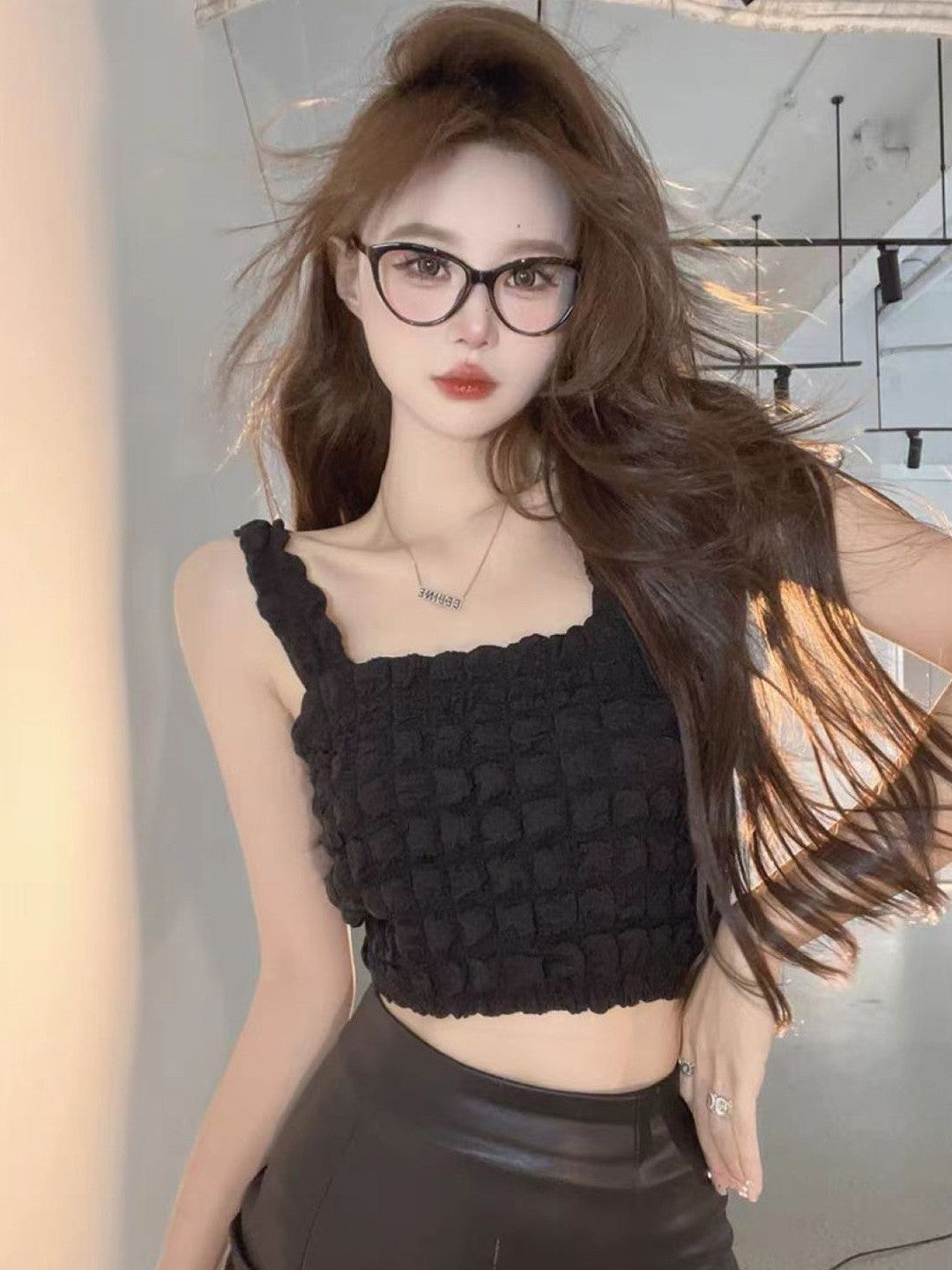 Black Square Neck Solid Sleeveless Viscose Rayon Crop Top