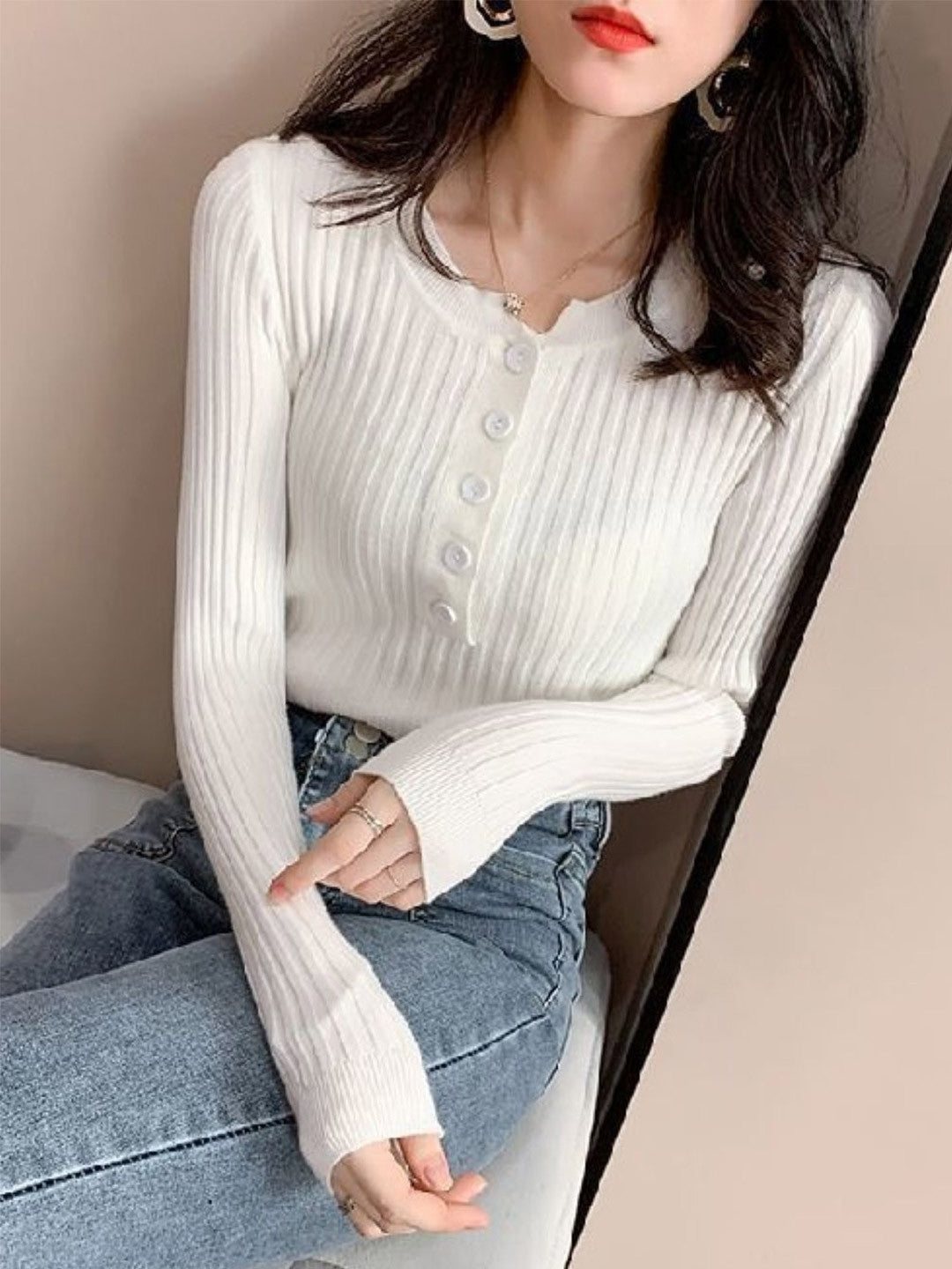 White Round Neck Long Sleeves Solid Polyester Top