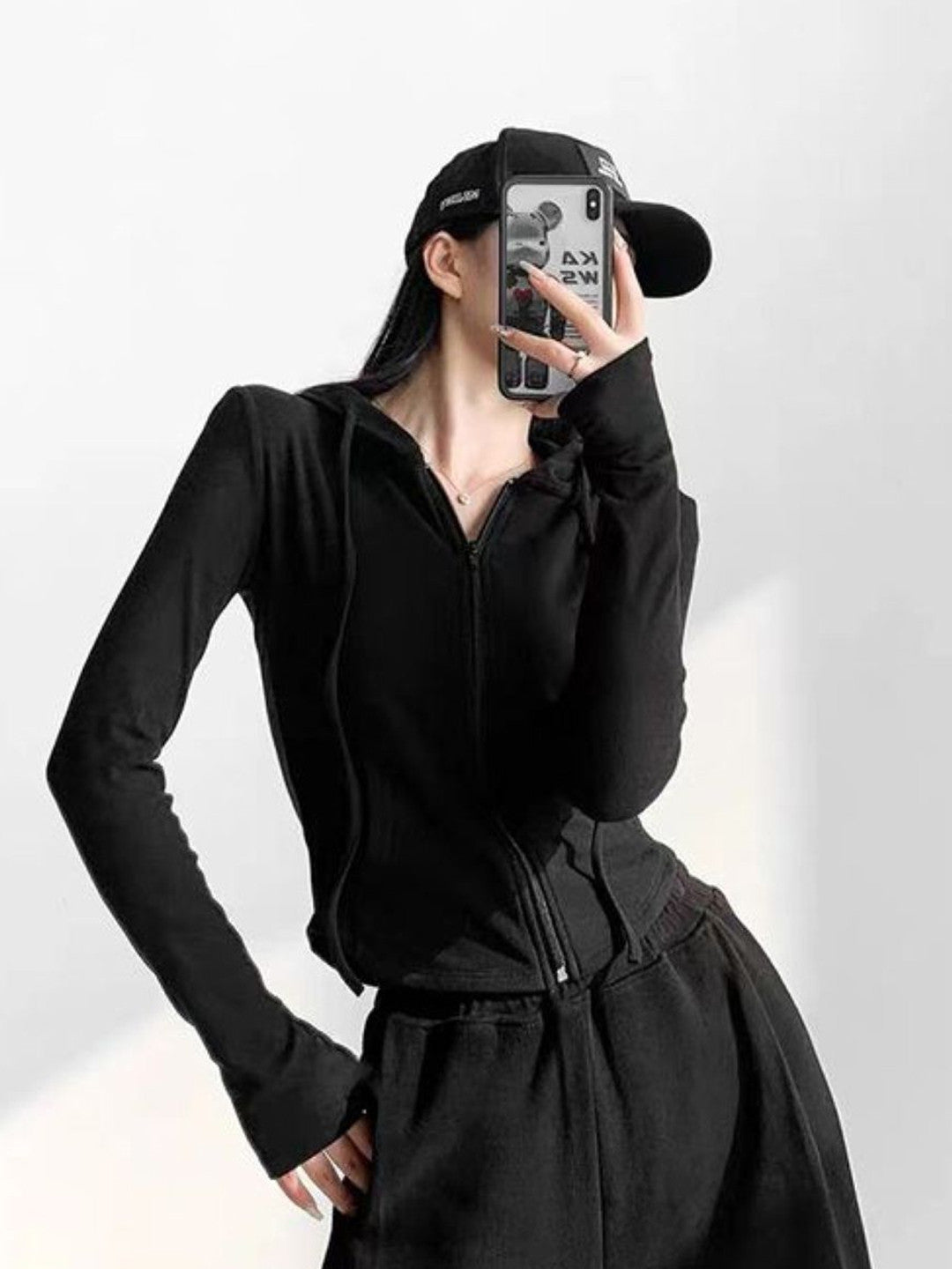 Black Hood Long Sleeves Solid Polyester Tops