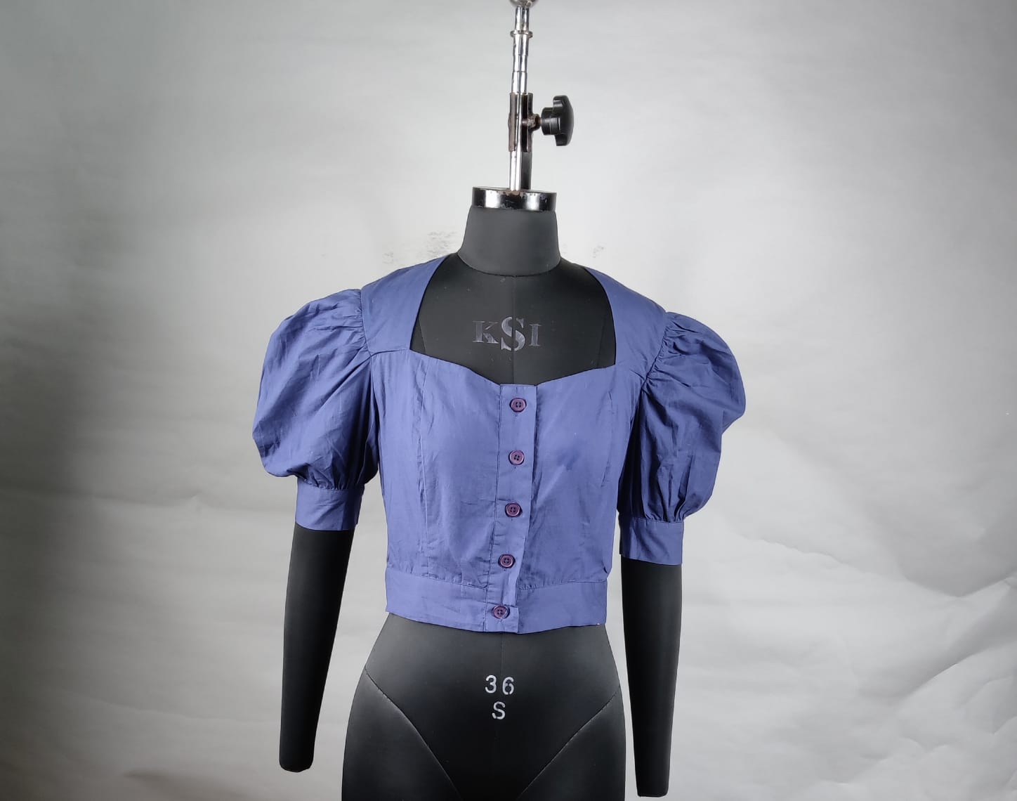 BLUE JEWEL NECK CROP TOP WITH PUFFED SLEEVES