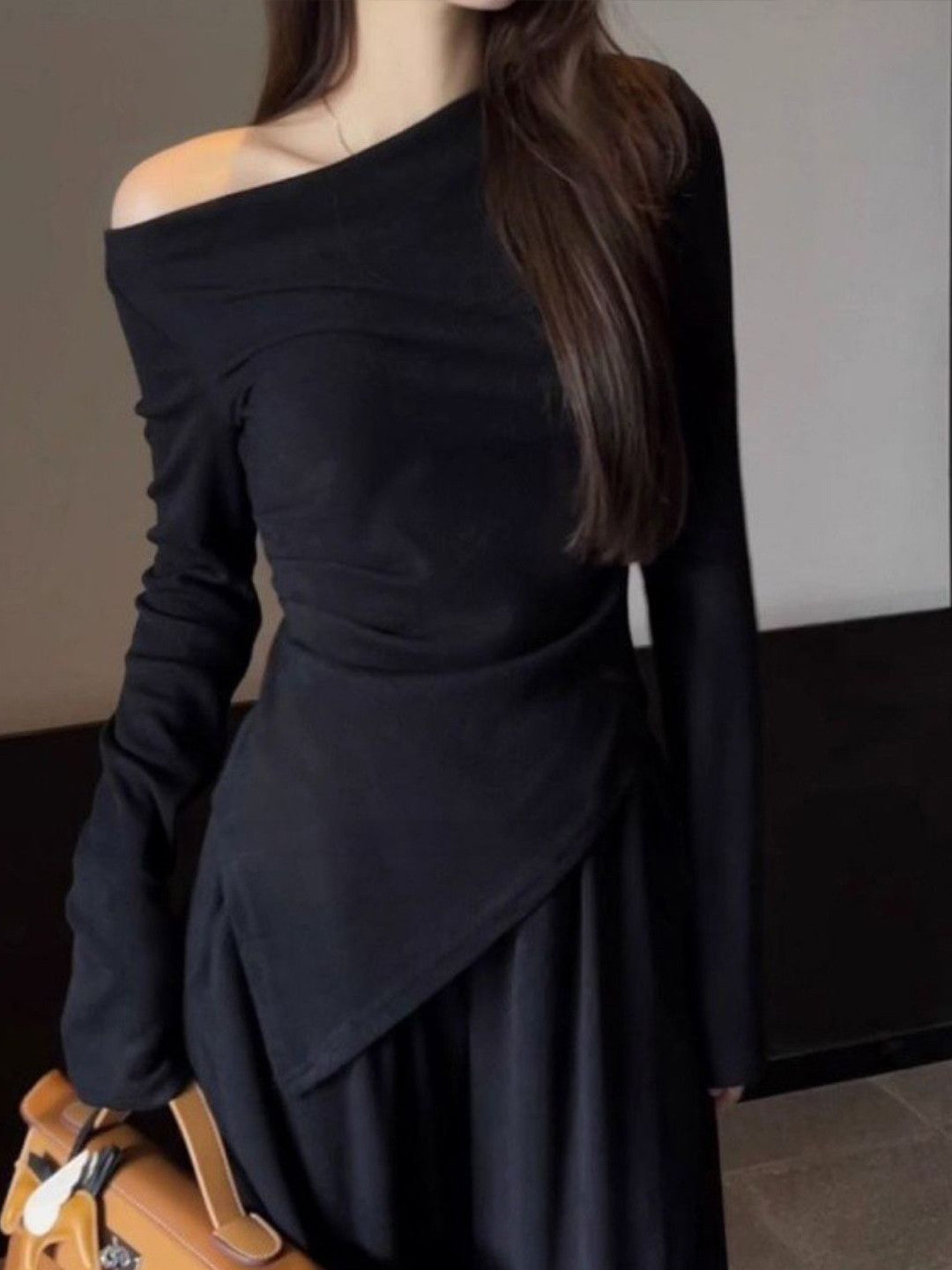 Black One Shoulder Long Sleeves Solid Viscose Rayon Top