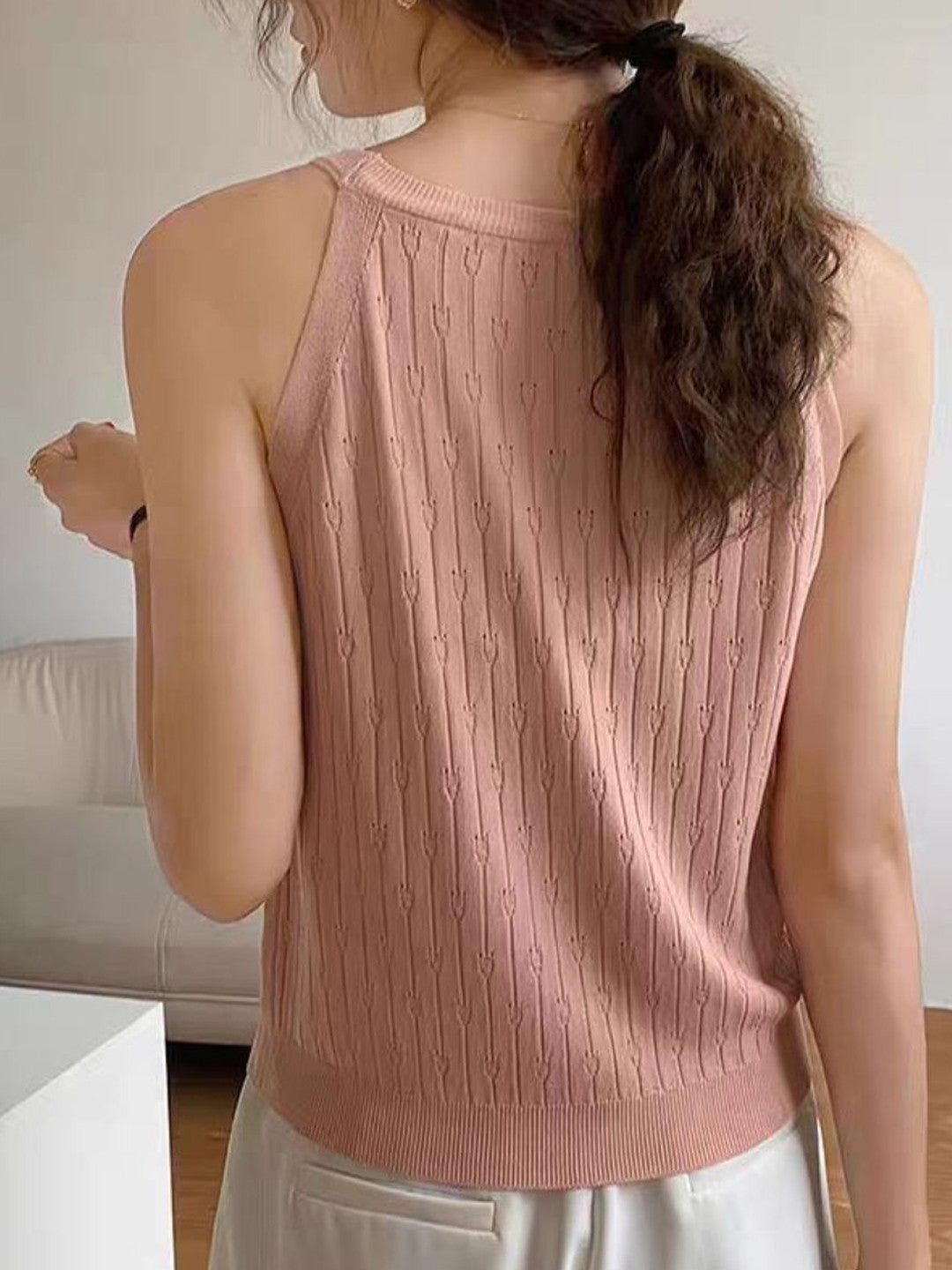 Pink Round Neck Sleeveless Solid Polyester Top