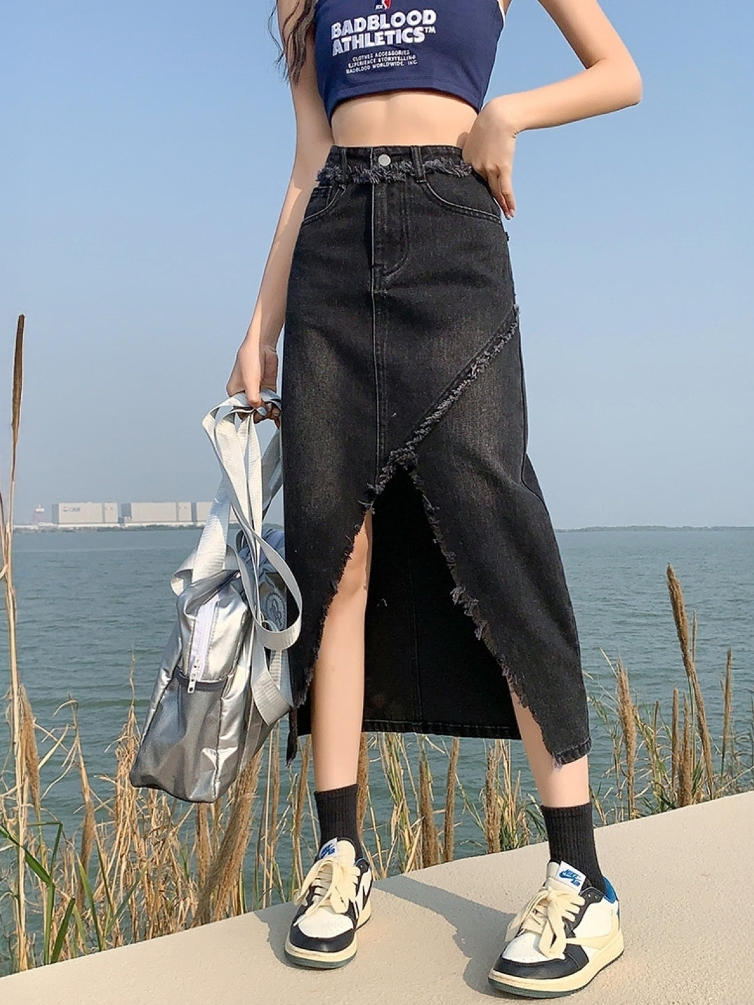 Black Solid Midi Polyester Skirt