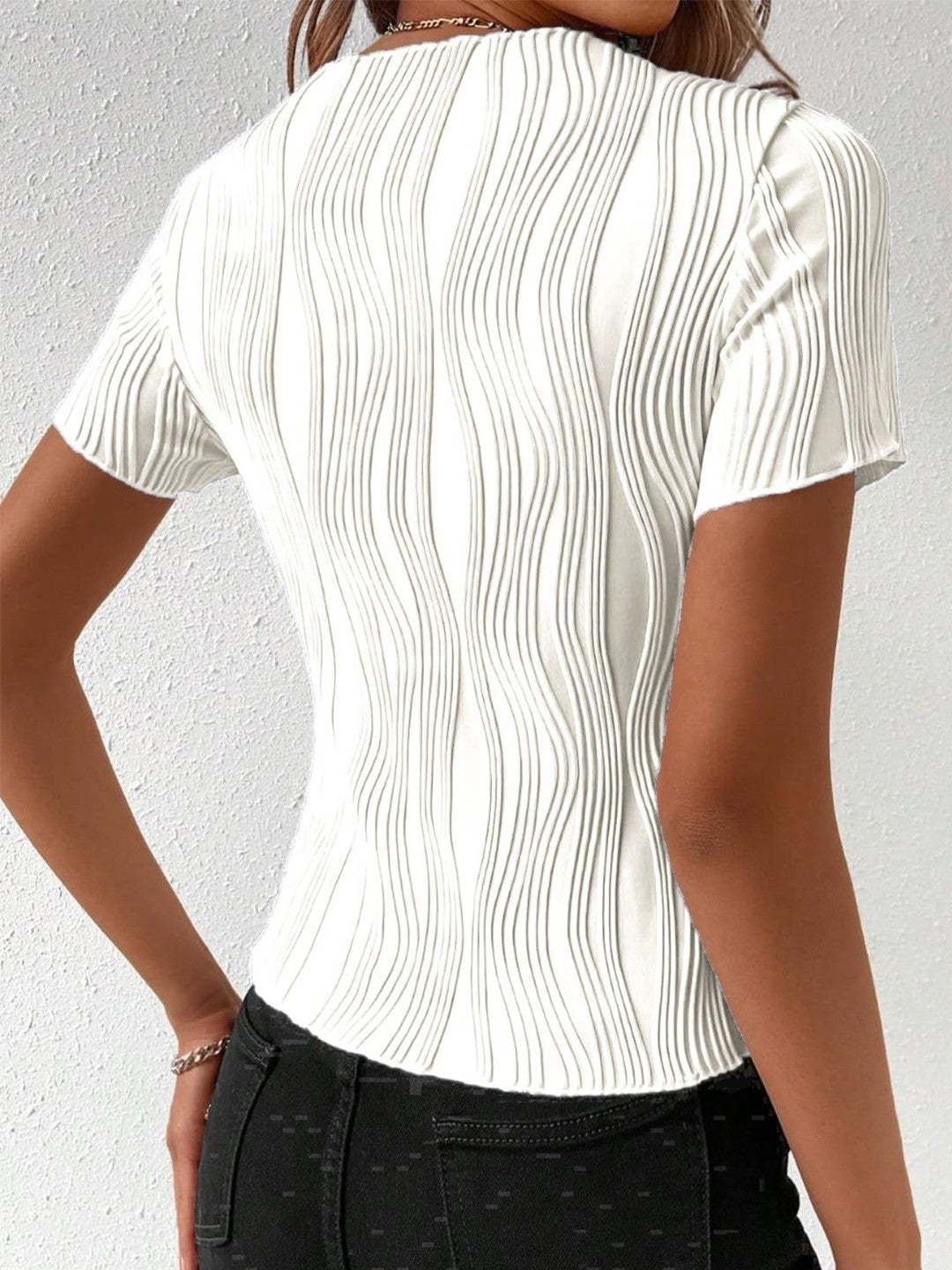 White Round Neck Short Sleeves Solid Polyester Top