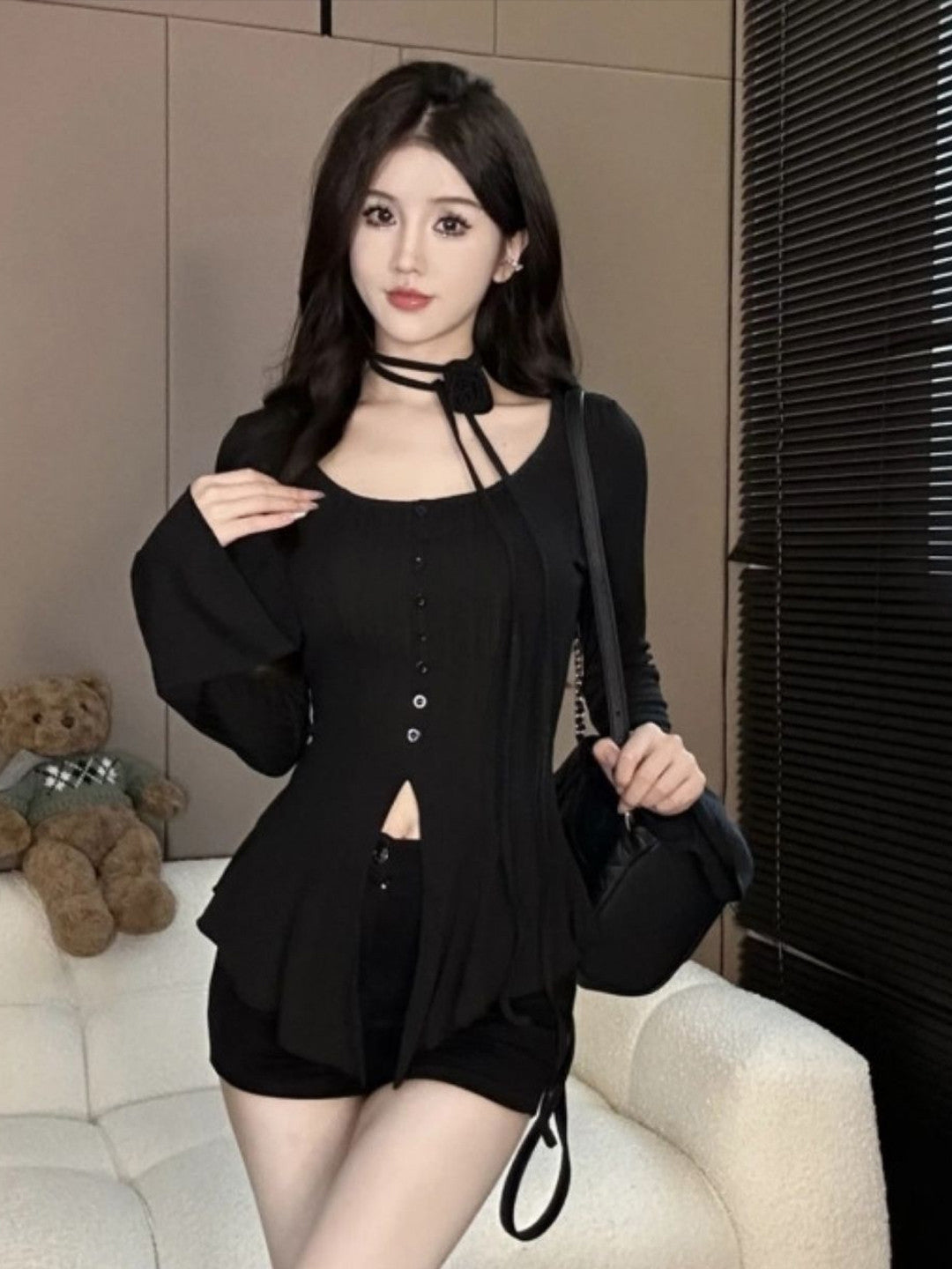 Black Round Neck Long Sleeves Solid Viscose Rayon Top