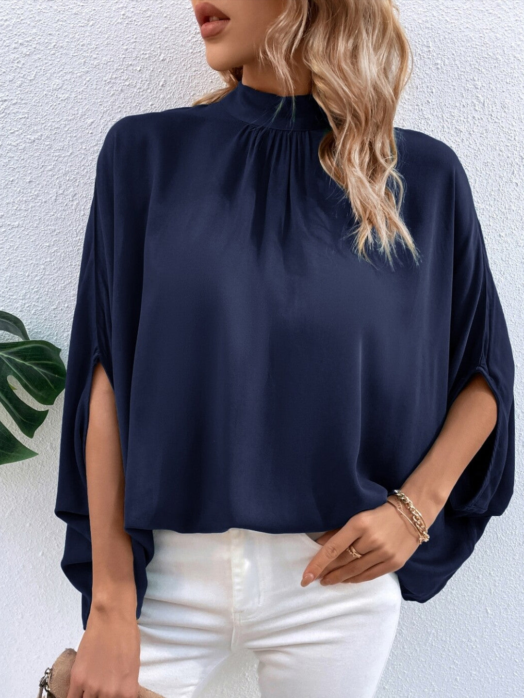 Navy Blue Round Neck Solid Short Sleeves Viscose Top