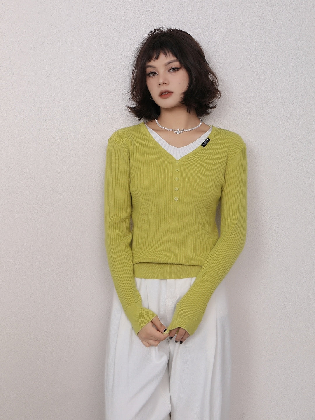 Green V-Neck Long Sleeves Solid Top