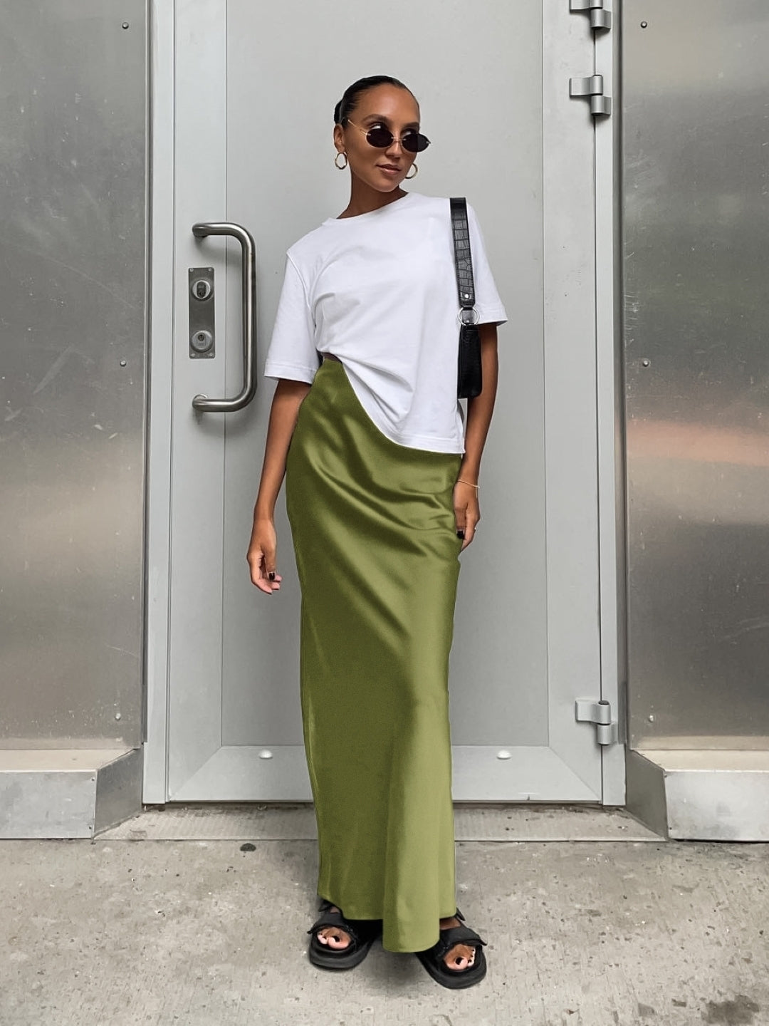 Green Solid Maxi Polyester Skirt