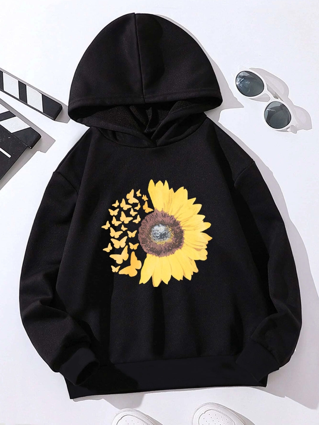 Black Graphics Printed Long Sleeves Polyester Hoodie