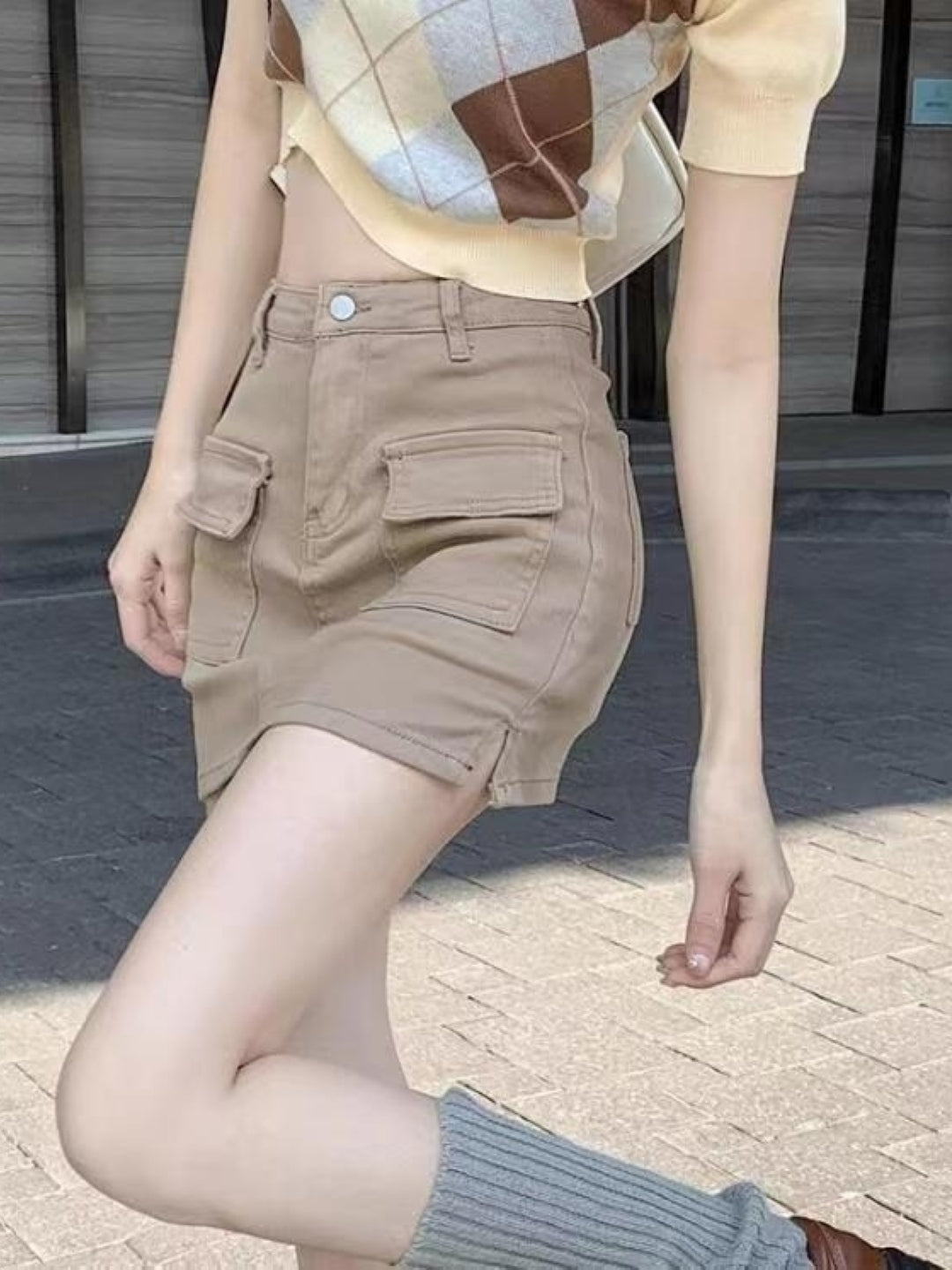Khaki Solid Regular Fit Above Knee Cotton Shorts