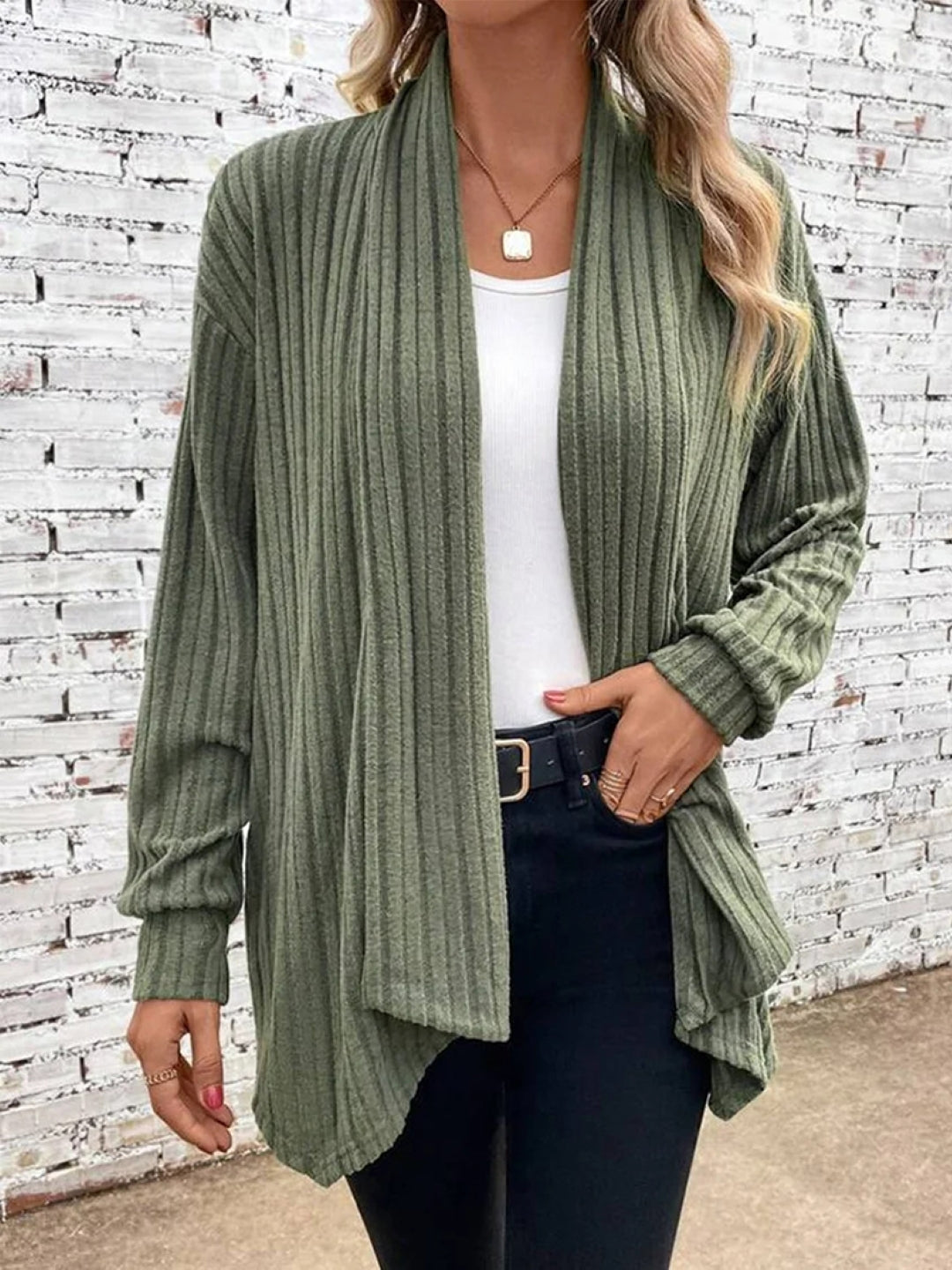 Green V-Neck Solid Long Sleeves Polyester Top