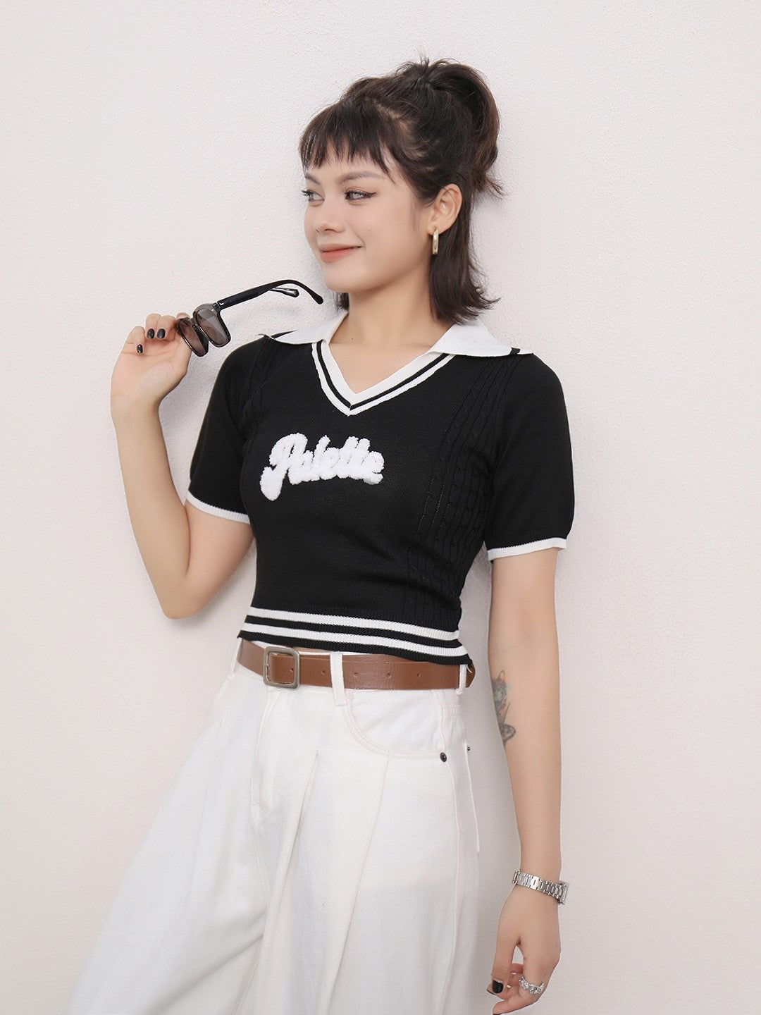 Black Shirt Collar Short Sleeves Typography Top