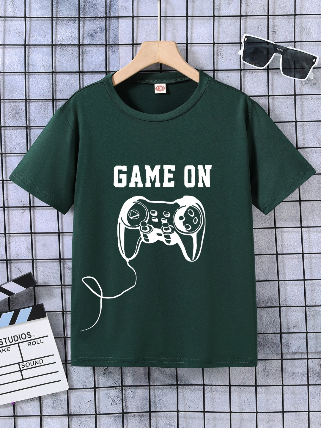 Green Round Neck Graphics Printed Short Sleeves Polyester T-Shirt