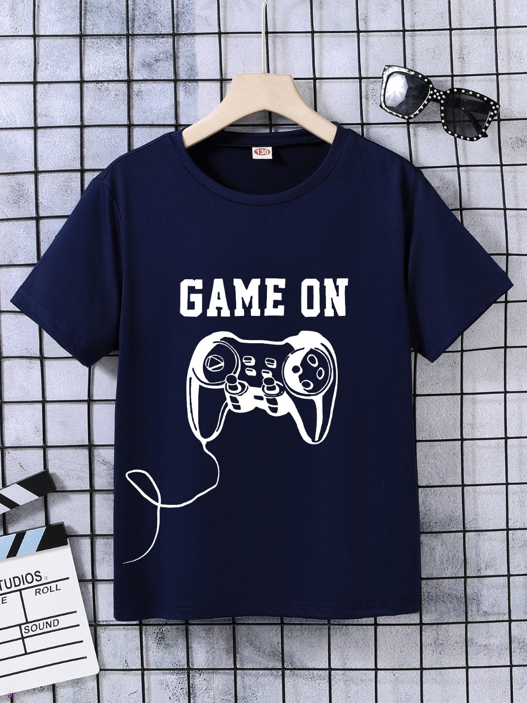 Navy Blue Round Neck Graphics Printed Short Sleeves Polyester T-Shirt