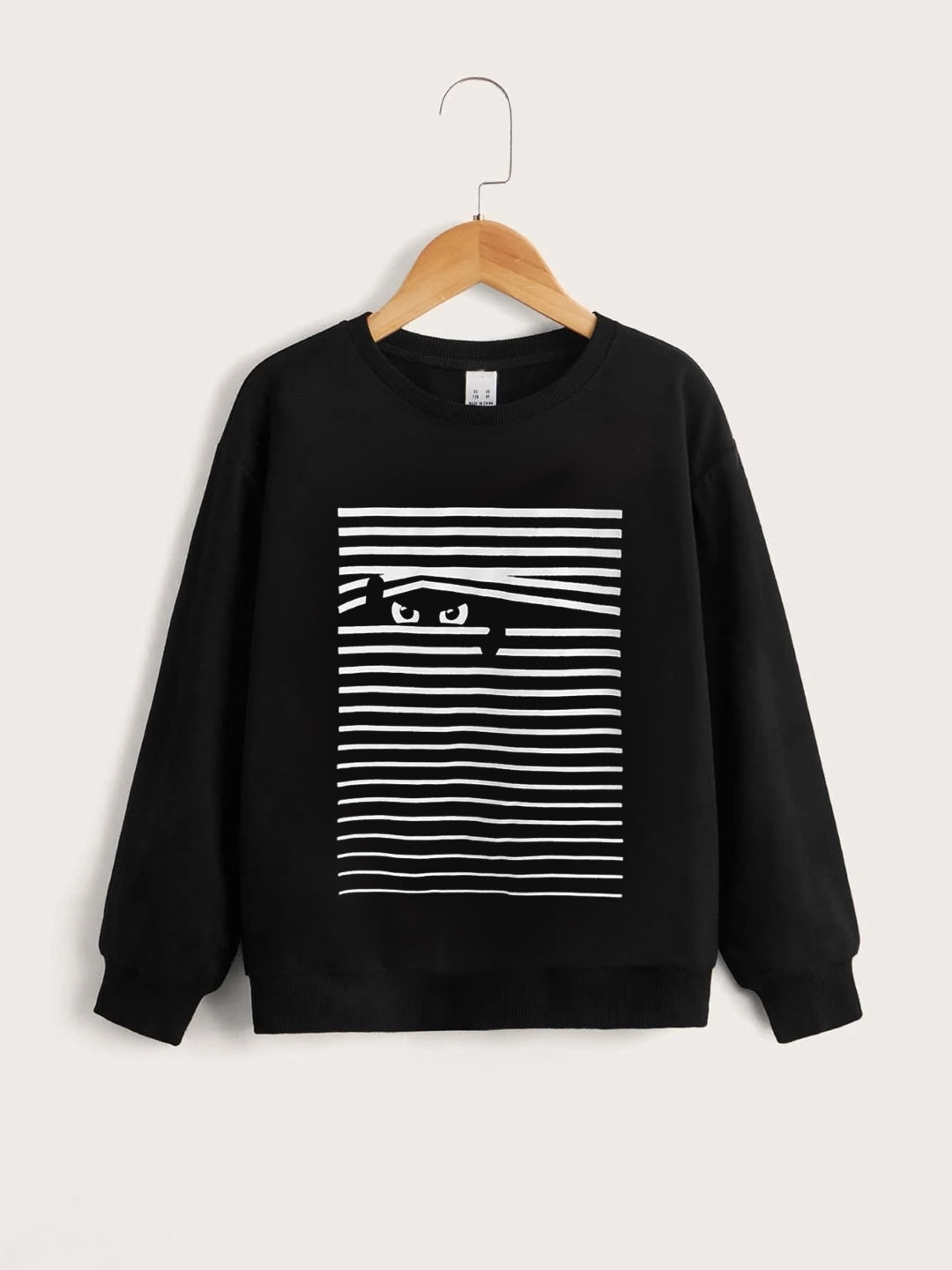 Black Round Neck Graphics Printed Long Sleeves Polyester Sweatshirt