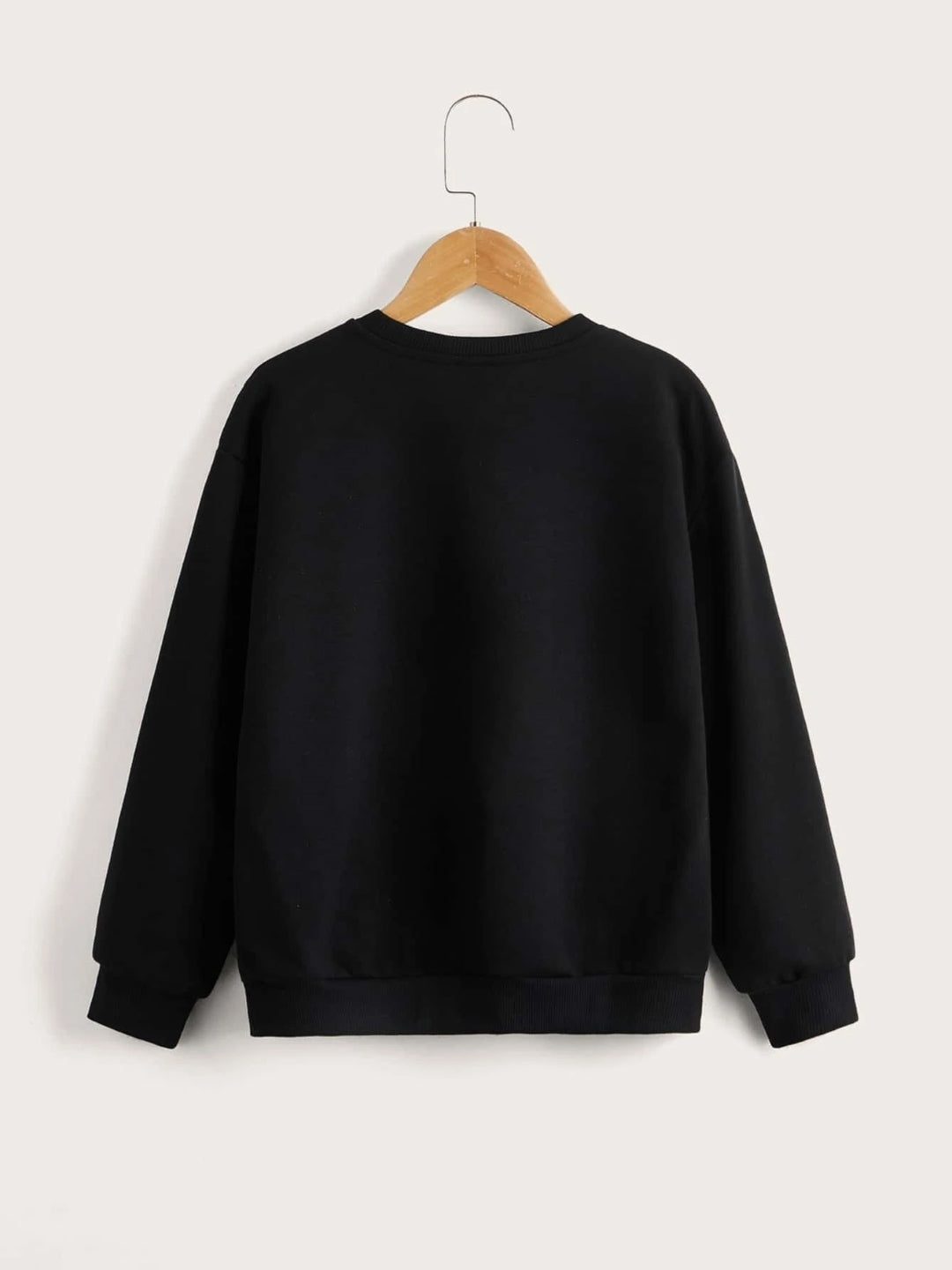 Black Round Neck Graphics Printed Long Sleeves Polyester Sweatshirt