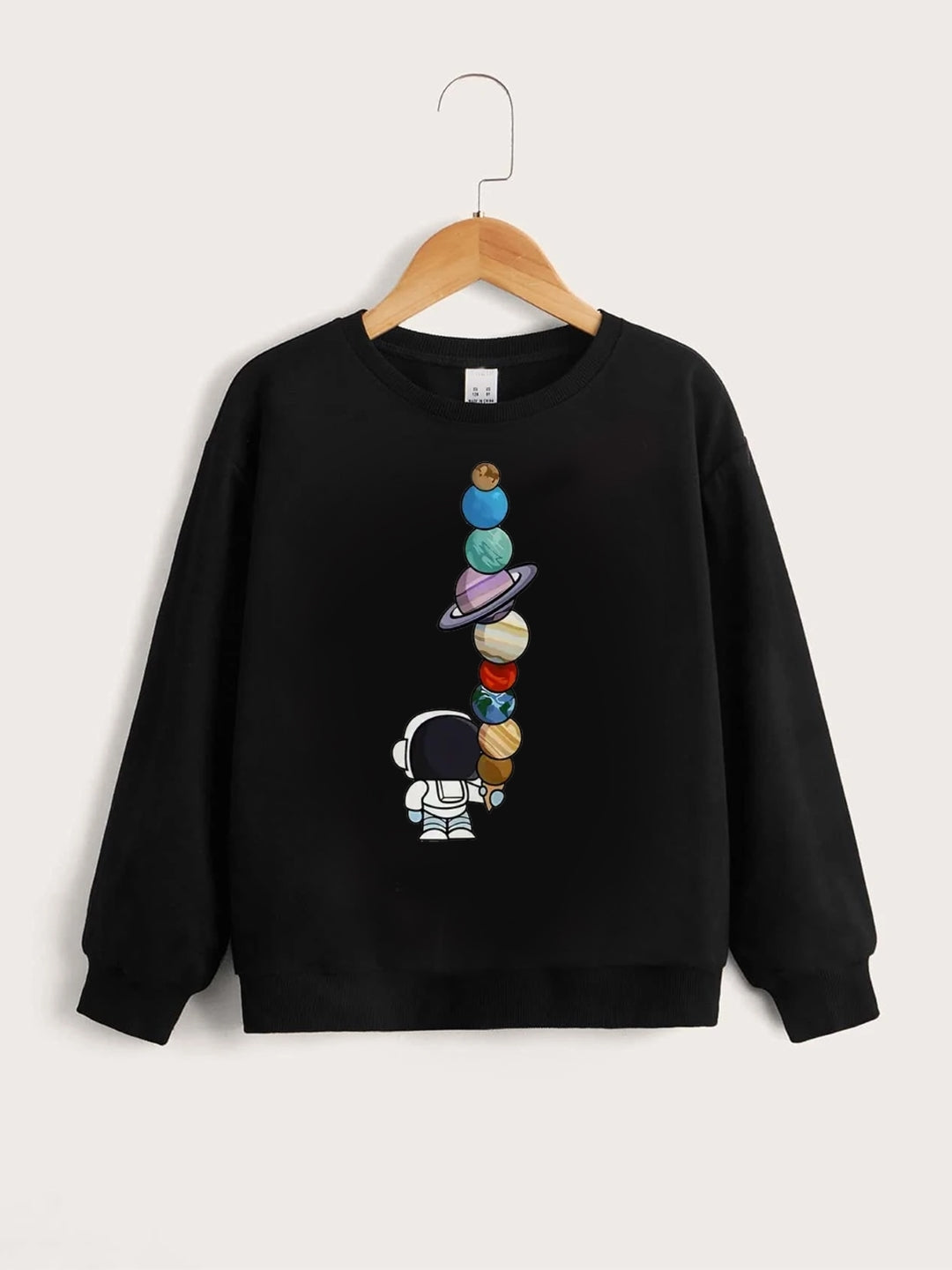 Black Round Neck Graphics Printed Long Sleeves Polyester Sweatshirt