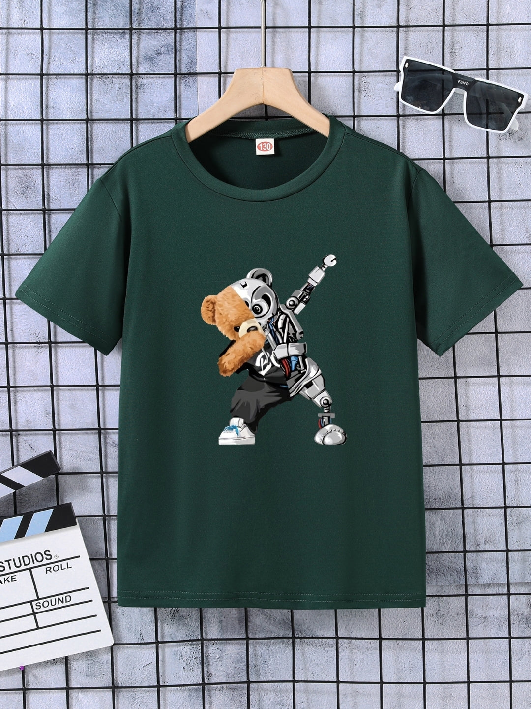 Green Round Neck Graphics Printed Short Sleeves Polyester T-Shirt