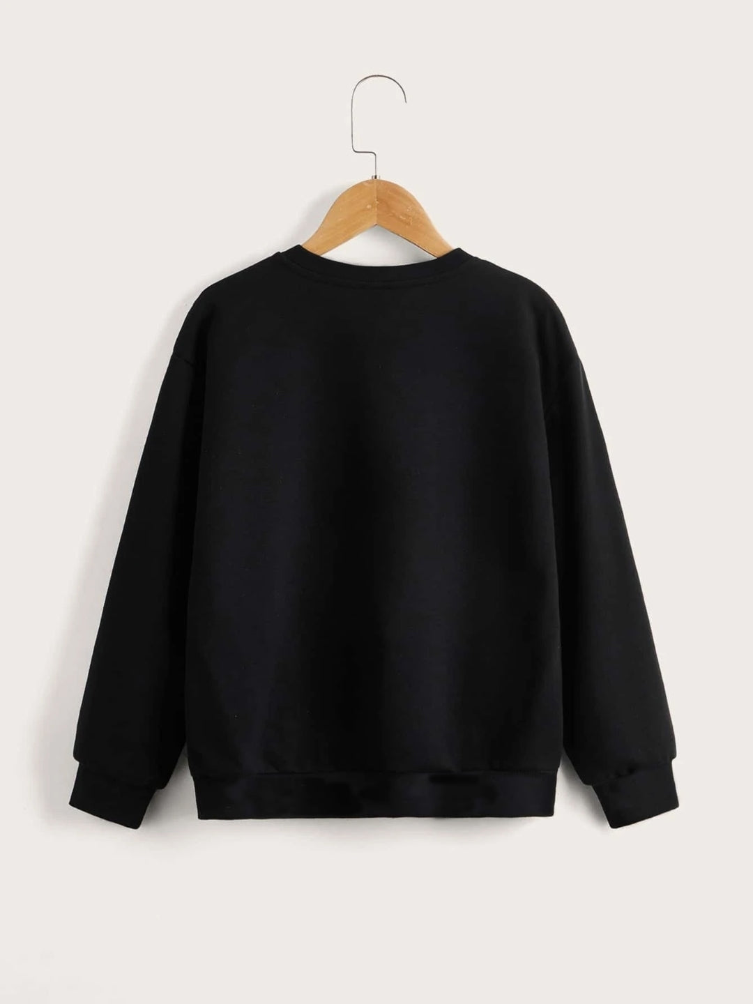 Black Round Neck Graphics Printed Long Sleeves Polyester Sweatshirt