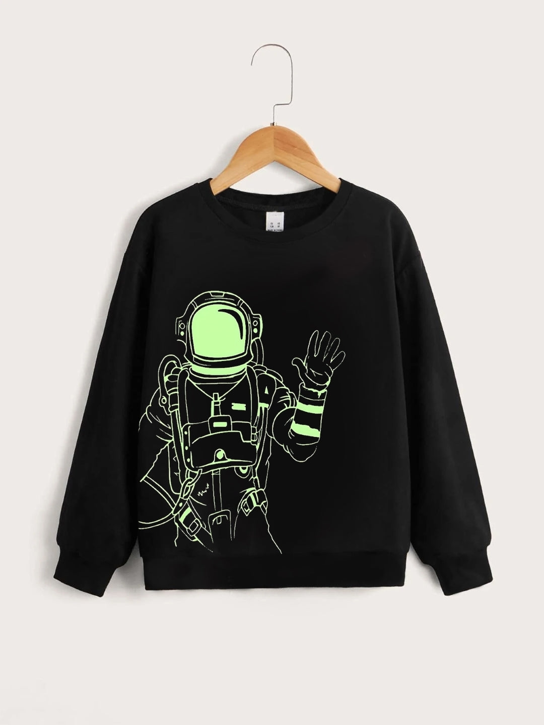 Black Round Neck Graphics Printed Long Sleeves Polyester Sweatshirt