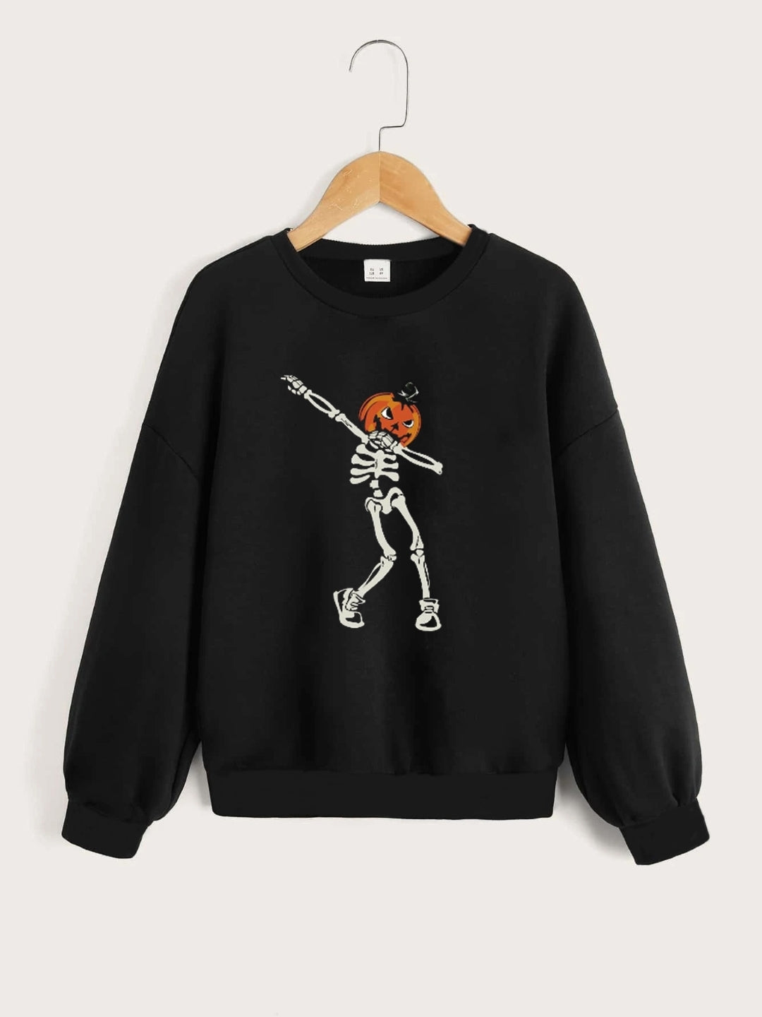 Black Round Neck Graphics Printed Long Sleeves Polyester Sweatshirt