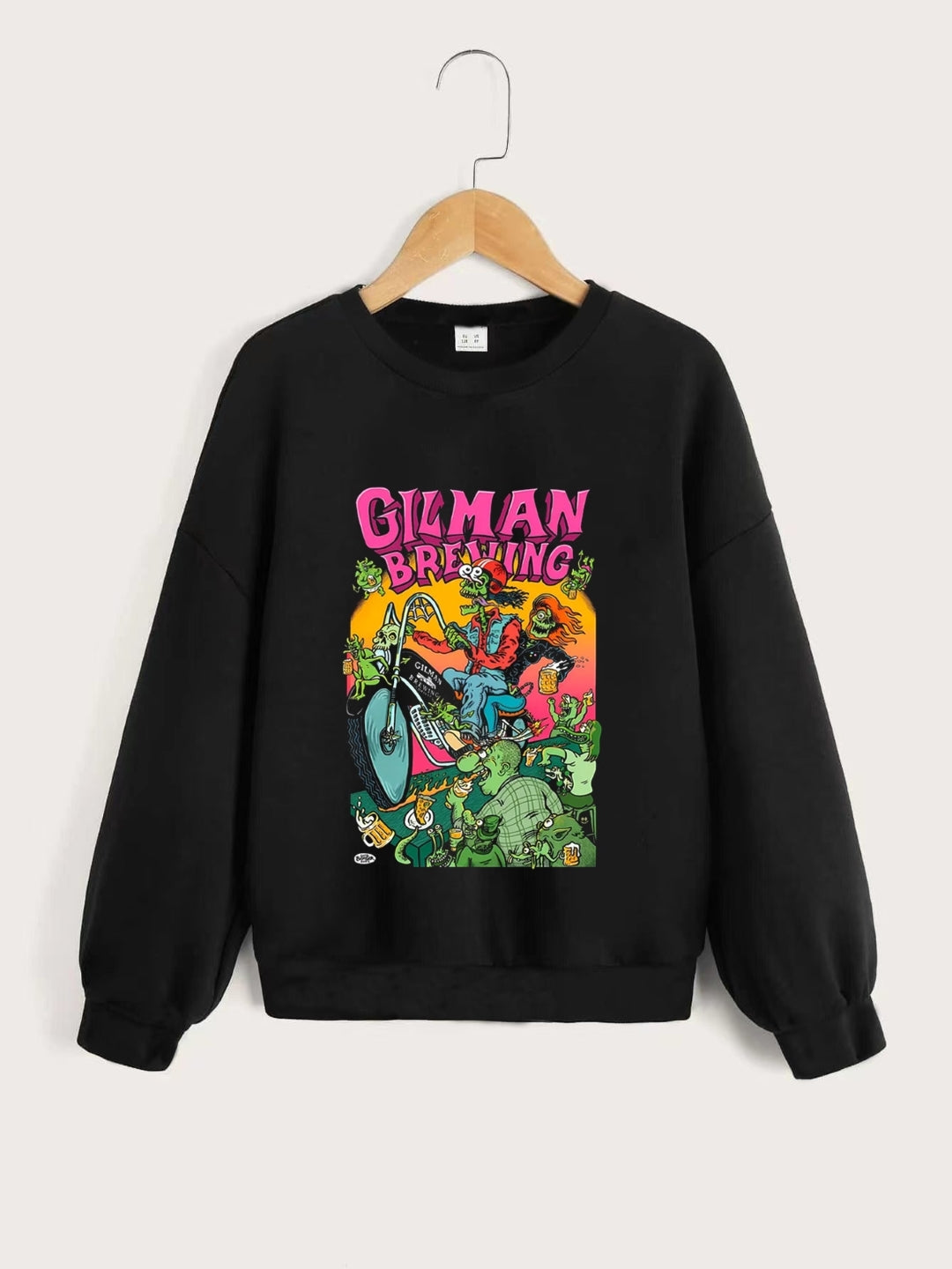 Black Round Neck Graphics Printed Long Sleeves Polyester Sweatshirt